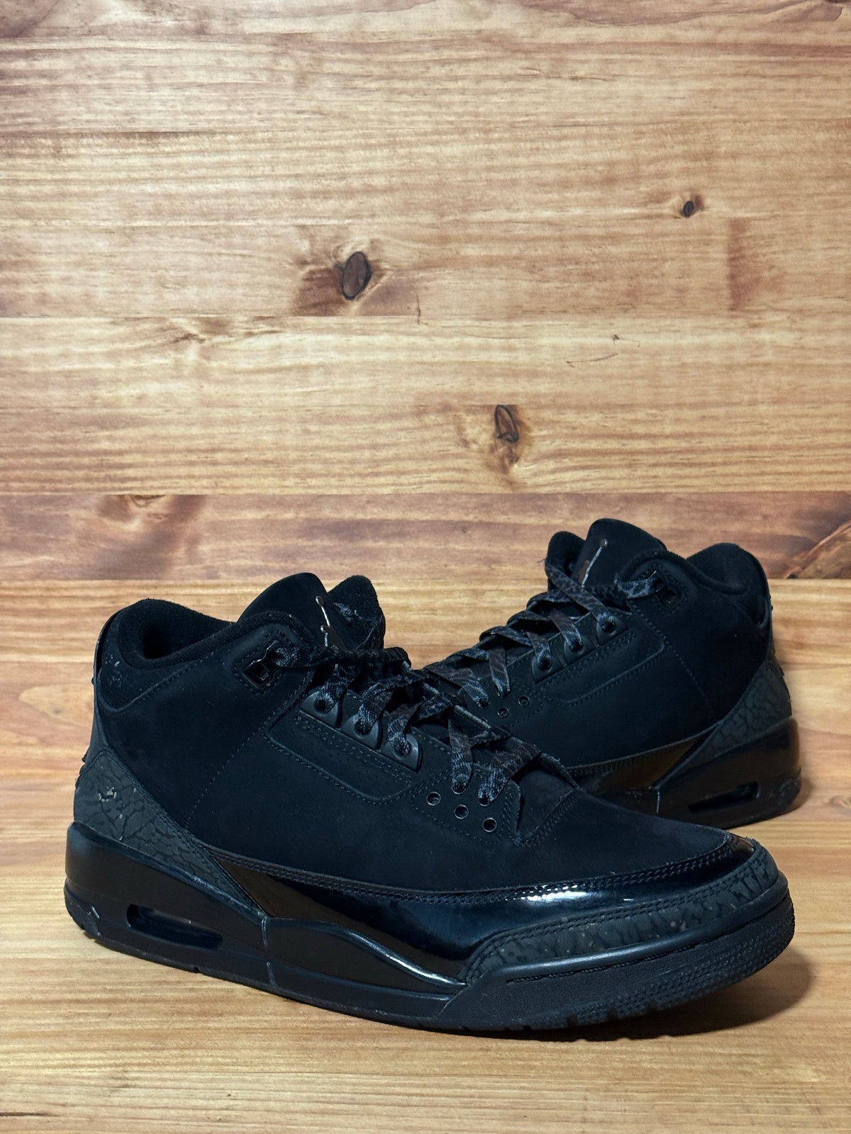 Jordan 3 Retro Black Cat (2025)
