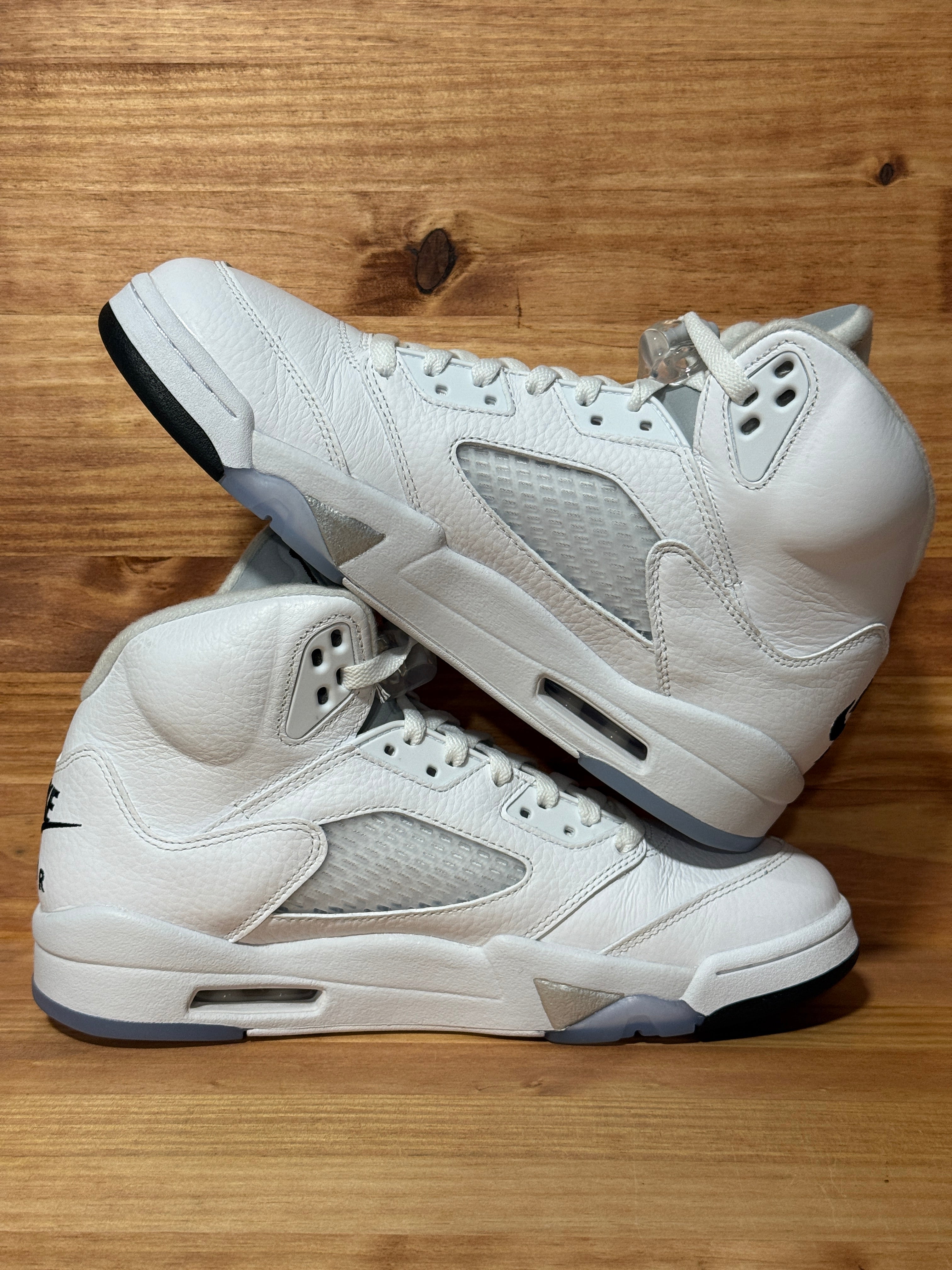 Jordan 5 Retro White Metallic (2026)