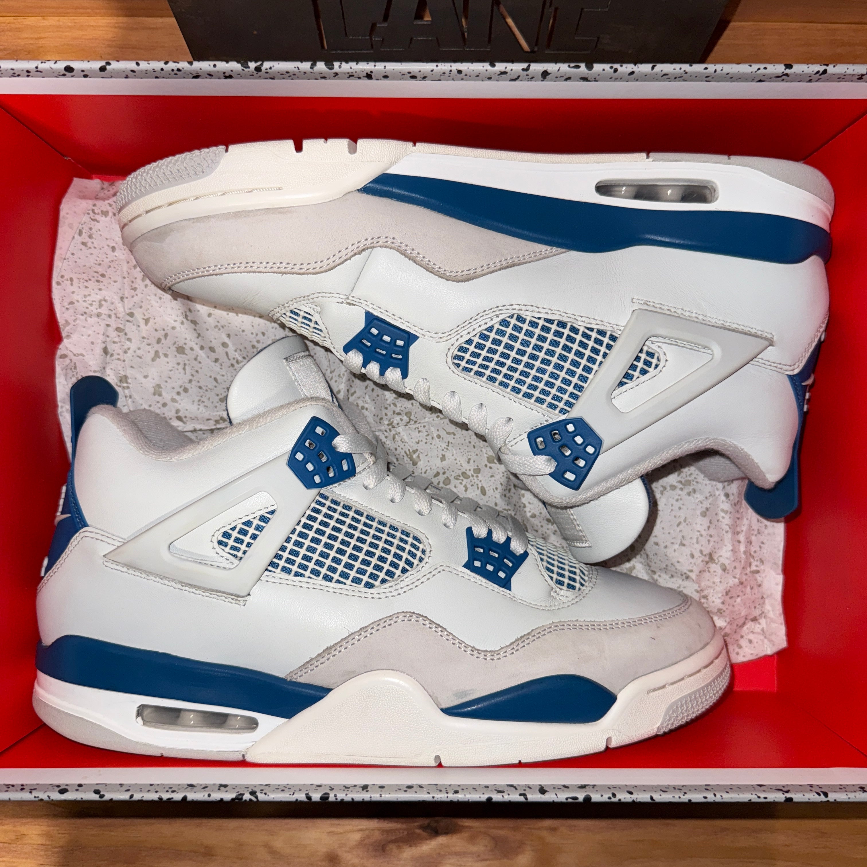 Jordan 4 Retro Military Blue (2024)