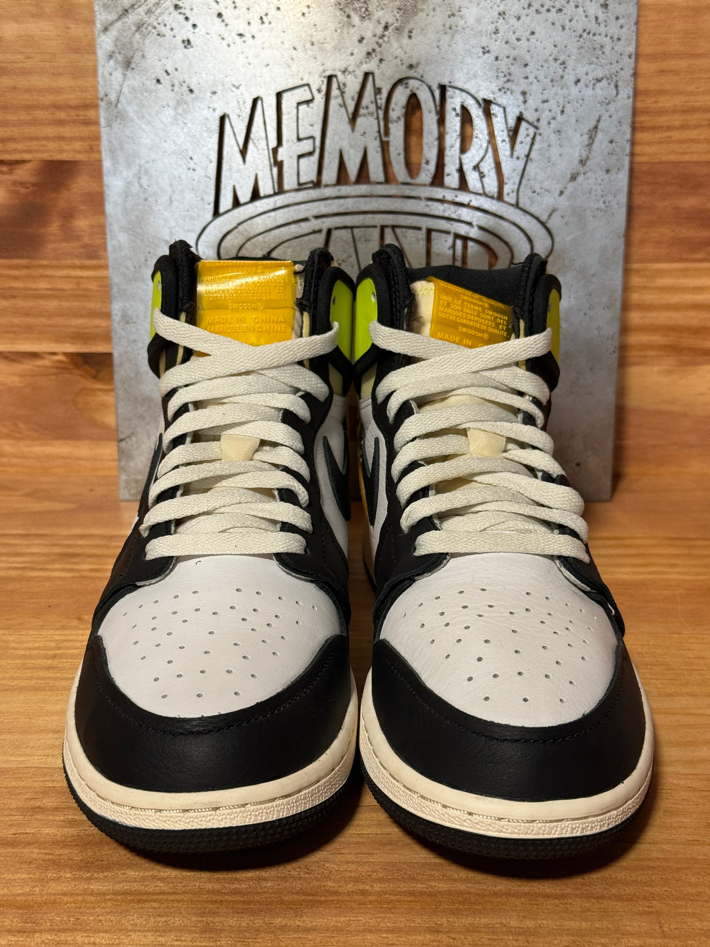 Jordan 1 Retro High White Black Volt University Gold (GS)