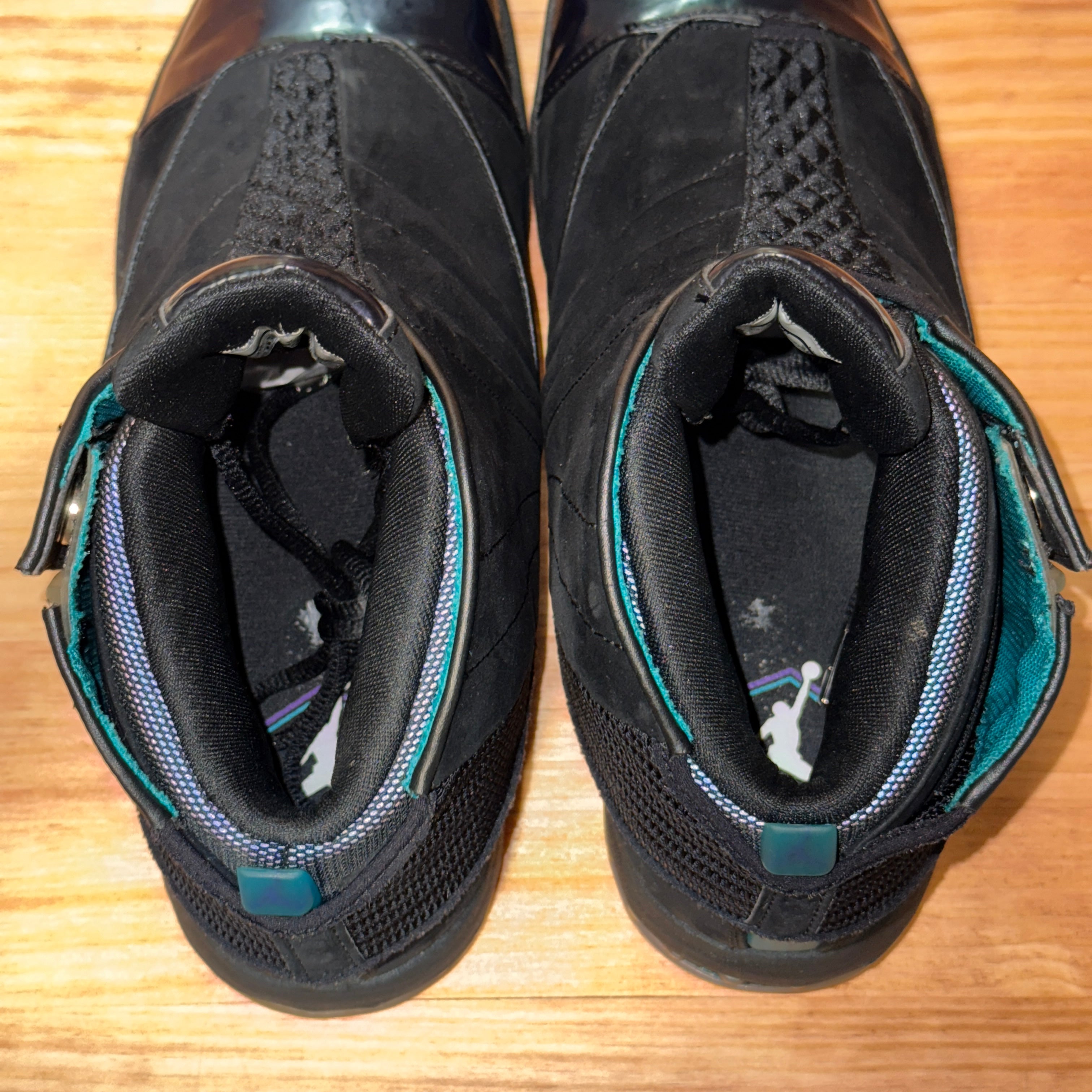 Jordan 16 Retro CEO