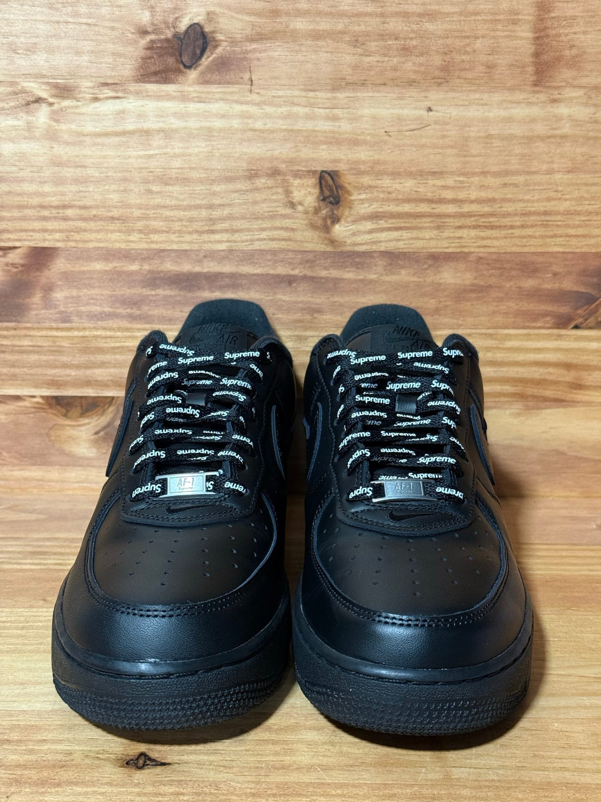 Nike Air Force 1 Low Supreme Black - Size 10.5