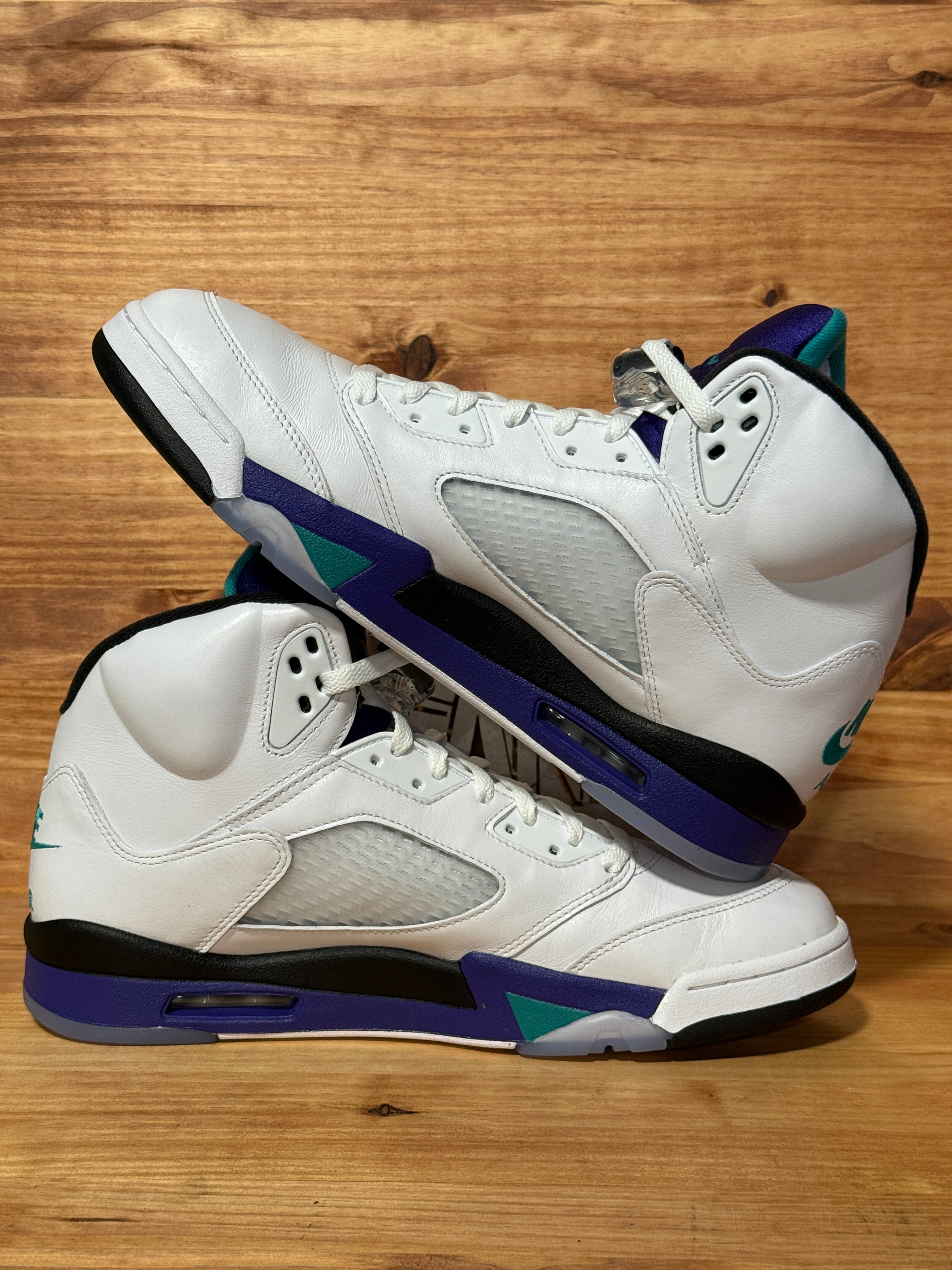 Jordan 5 Retro Grape (2025)