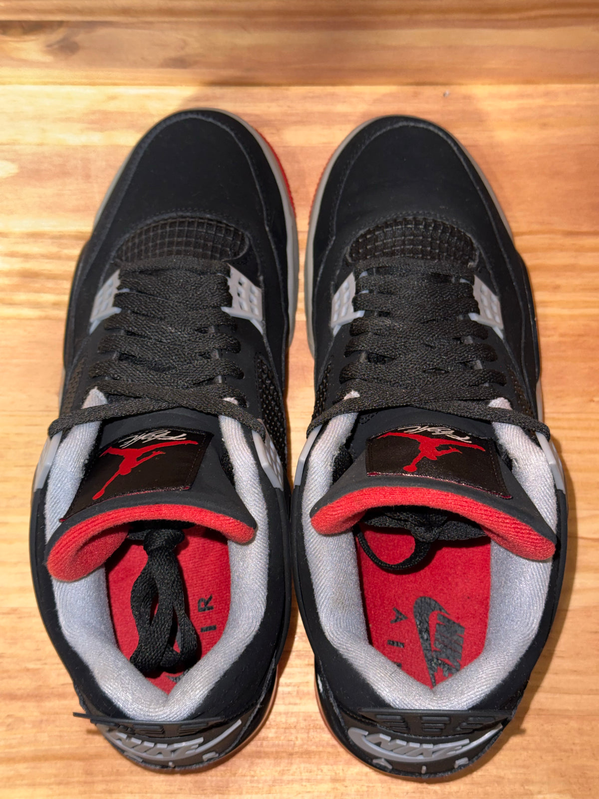 Jordan 4 Retro Bred (2019)
