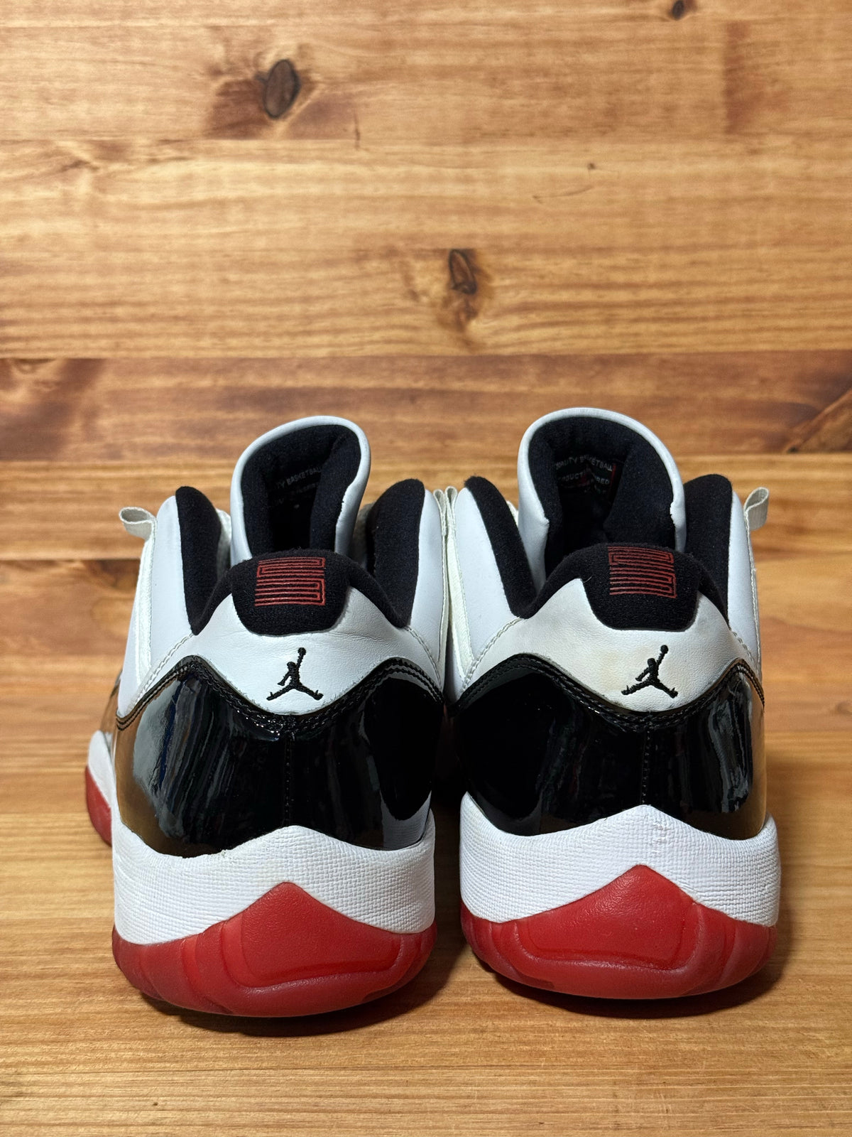 Jordan 11 Retro Low Concord Bred