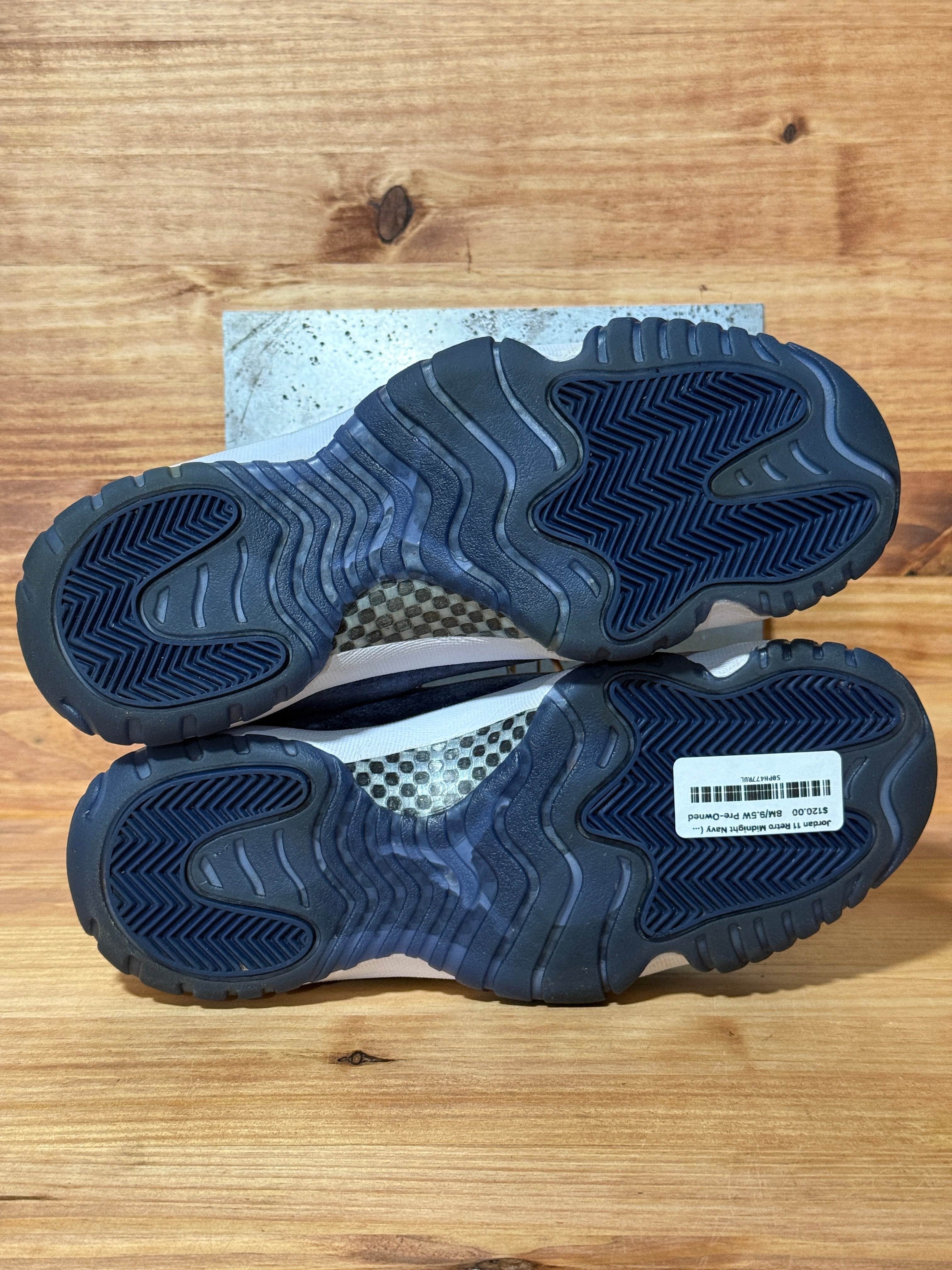 Jordan 11 Retro Midnight Navy (Women's)