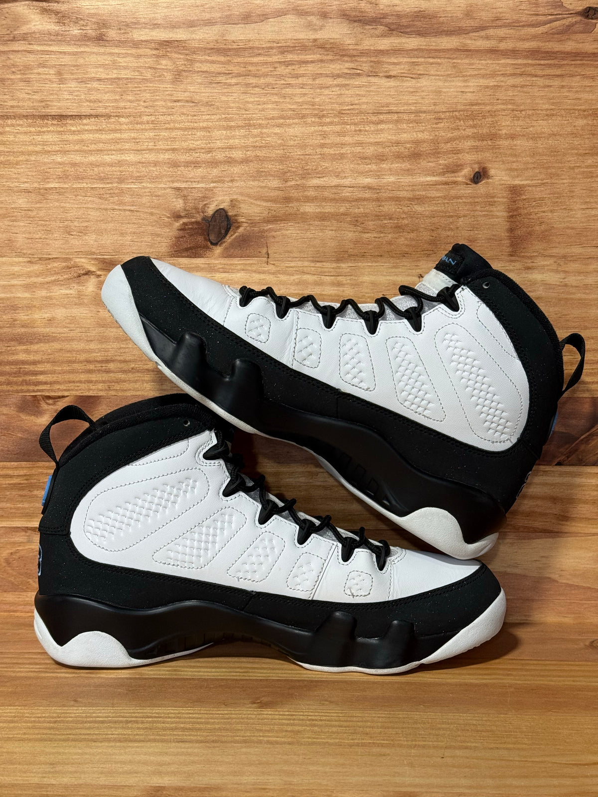 Jordan 9 Retro University Blue