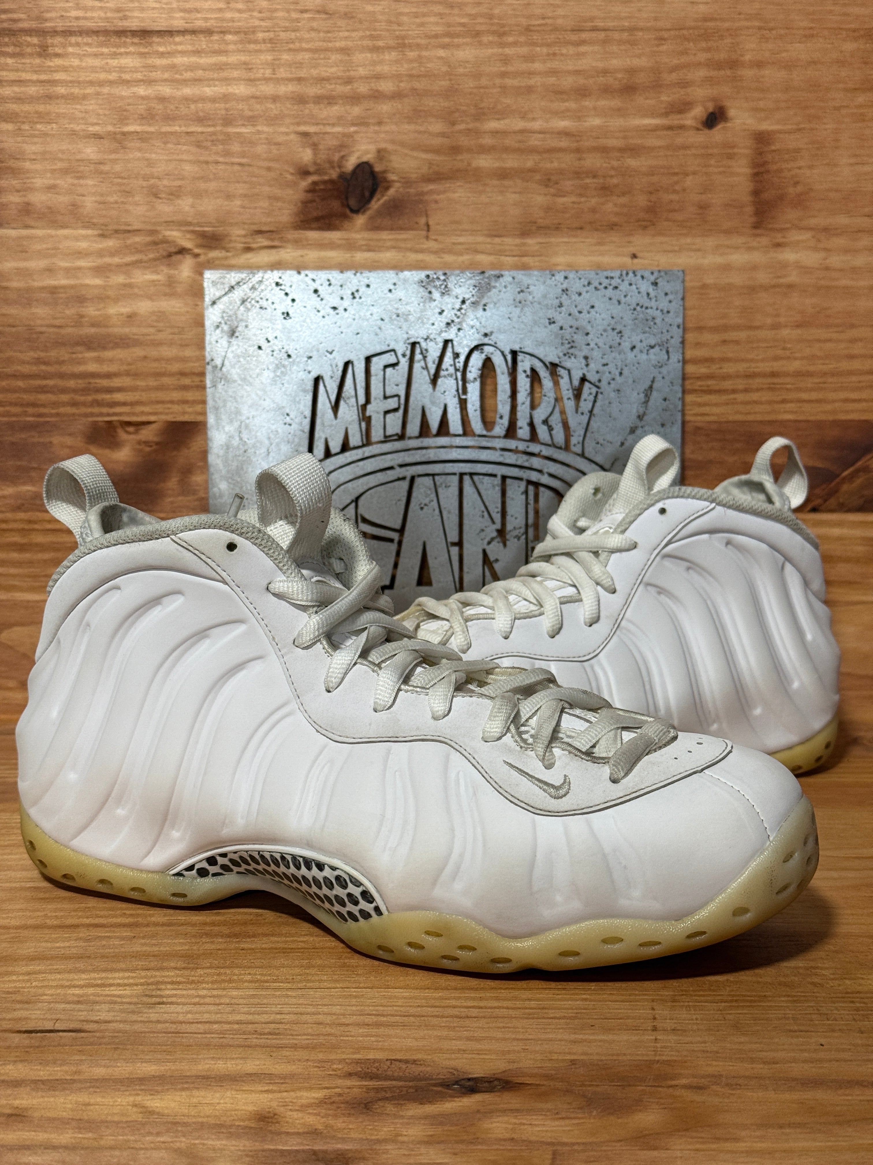 Nike Air Foamposite One Triple White