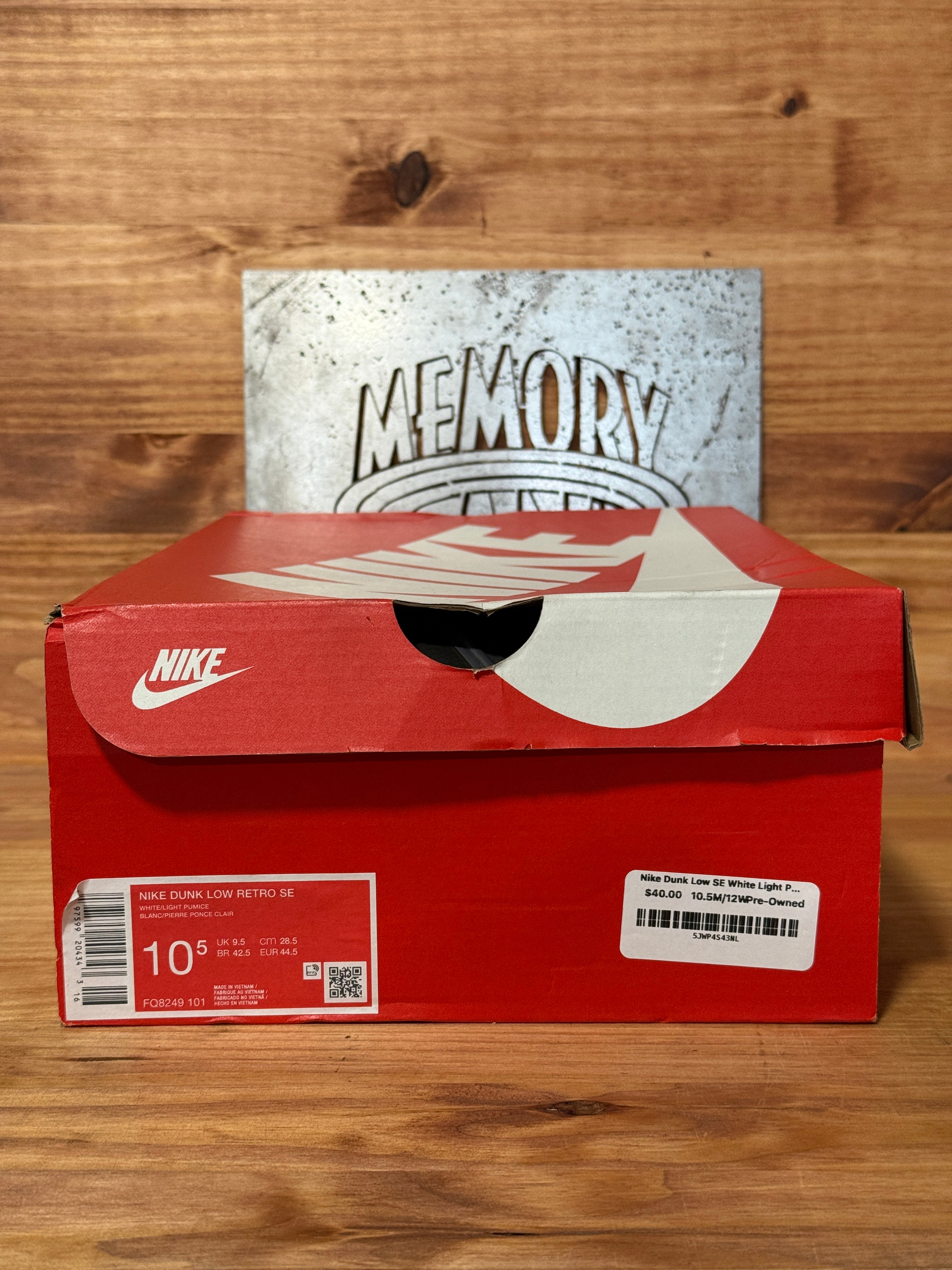 Nike Dunk Low SE White Light Pumice