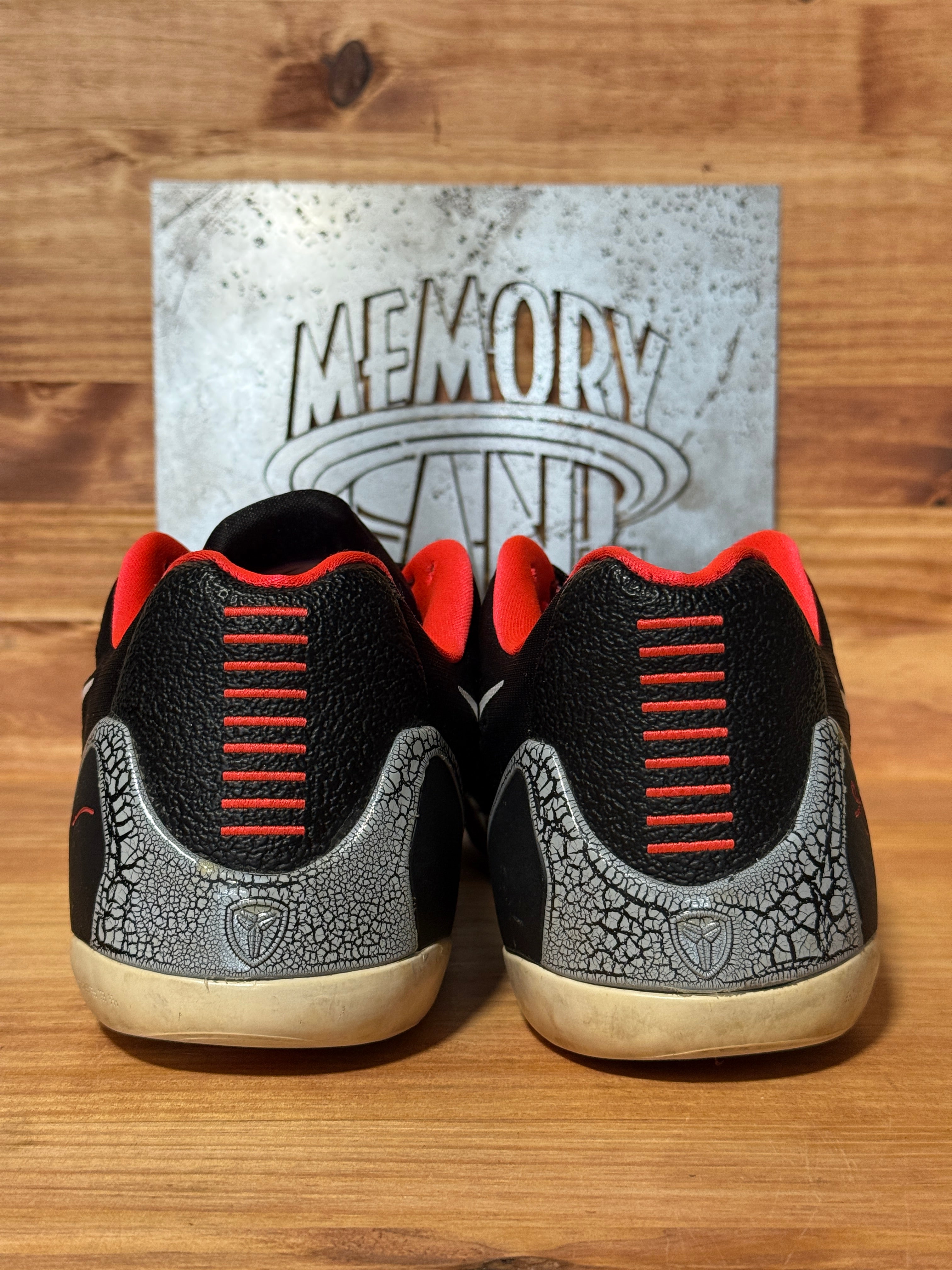 Nike Kobe 9 EM Low Laser Crimson