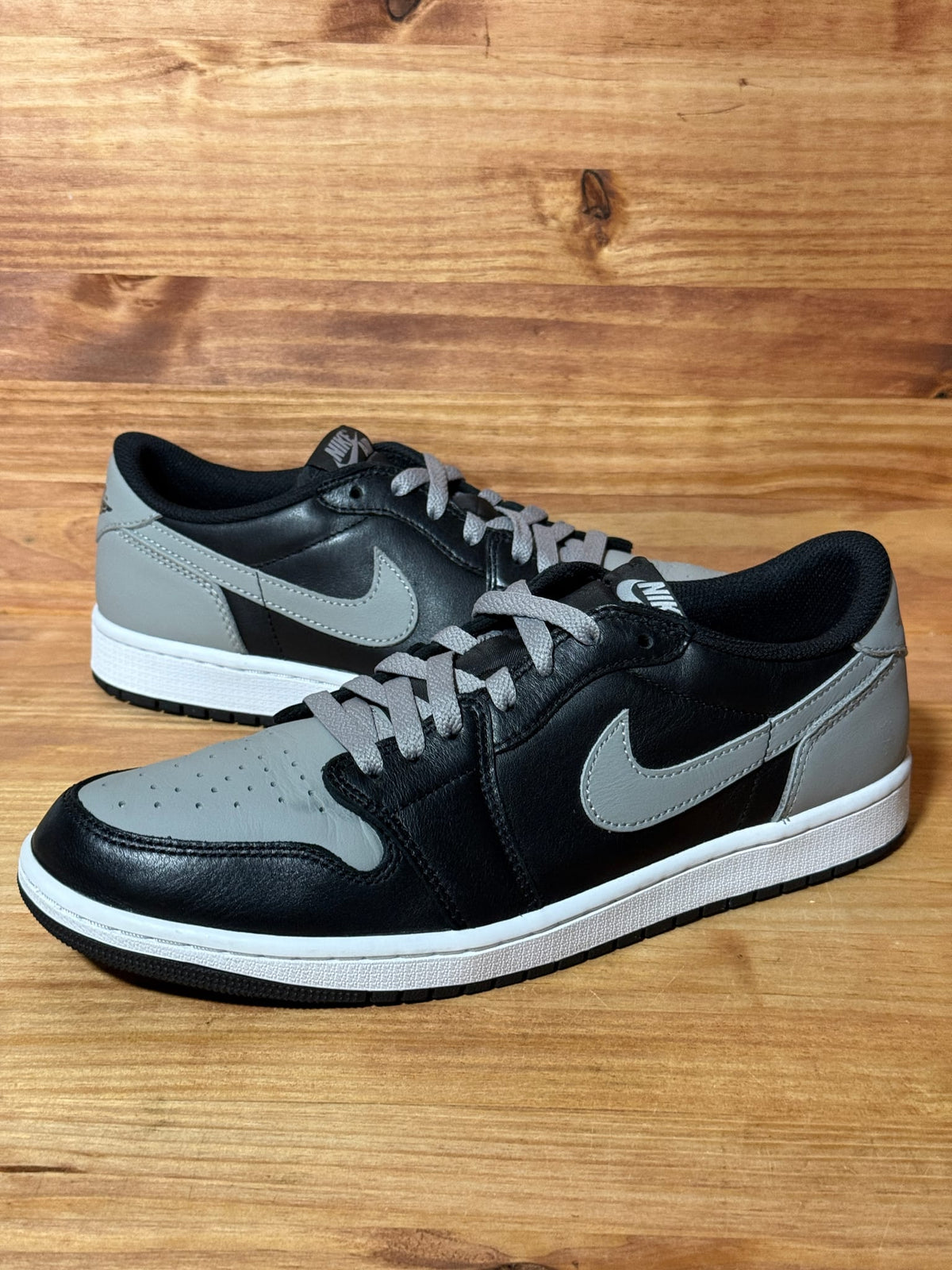 Jordan 1 Retro Low OG Shadow (2024) - Size 11