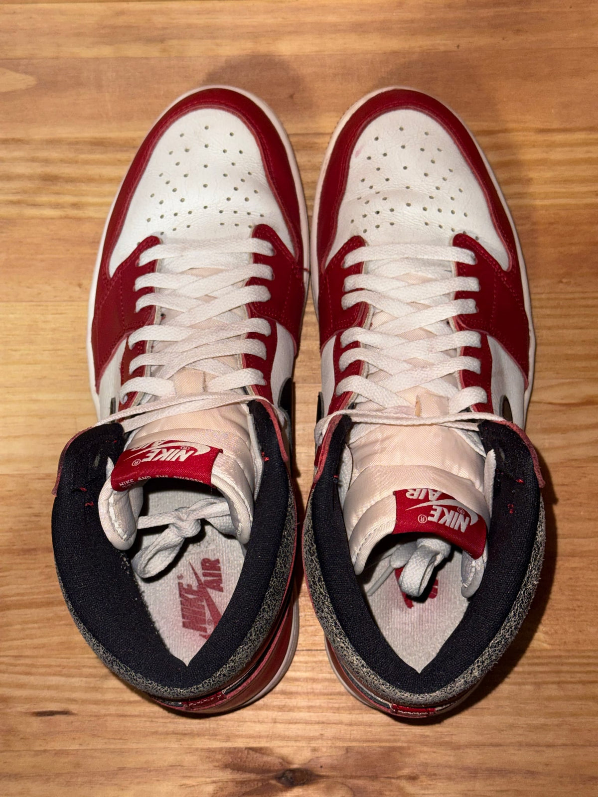 Jordan 1 Retro High OG Chicago Lost and Found - Size 13