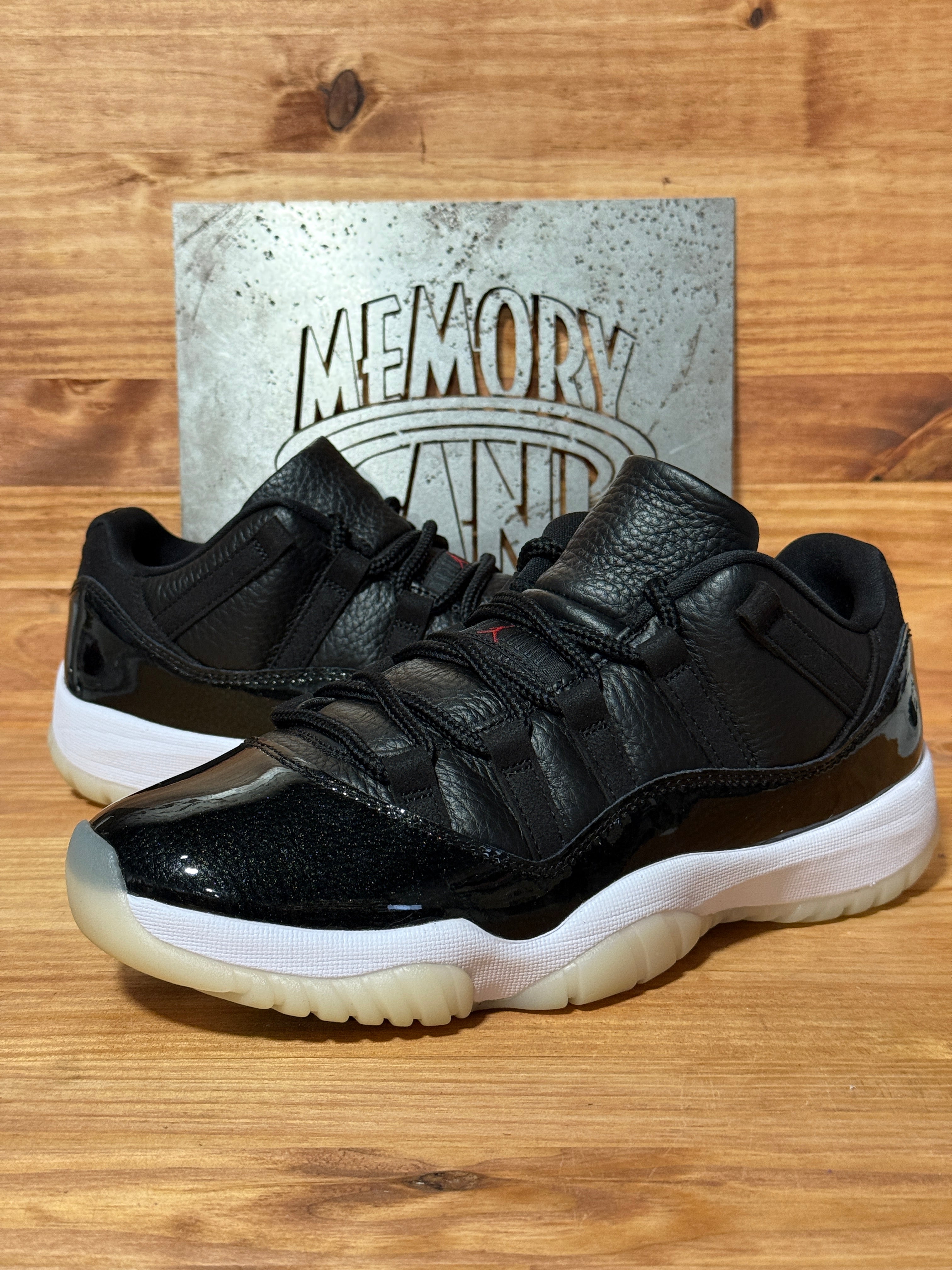 Jordan 11 Retro Low 72-10