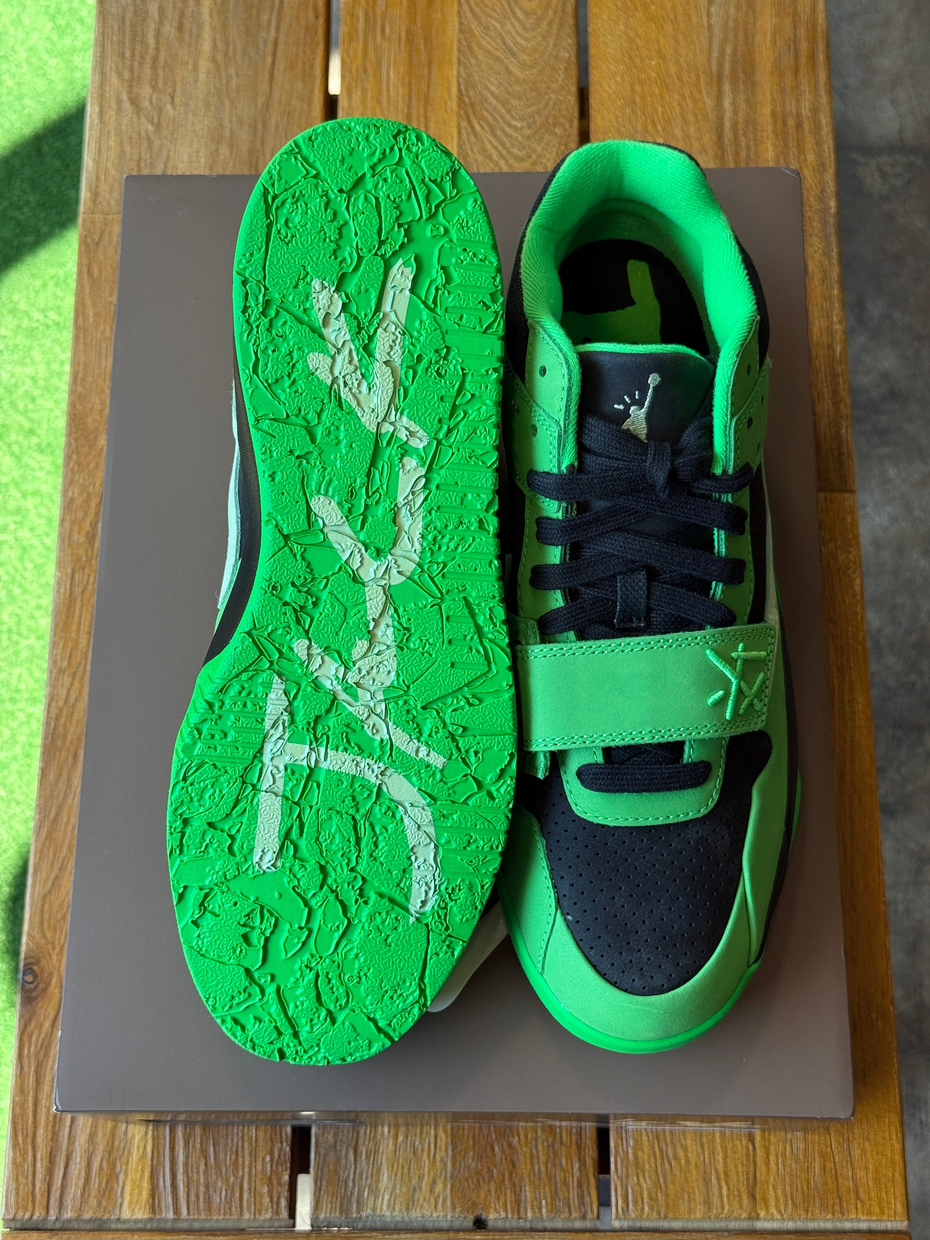 Jordan CJ1 T-Rexx Travis Scott Green Spark