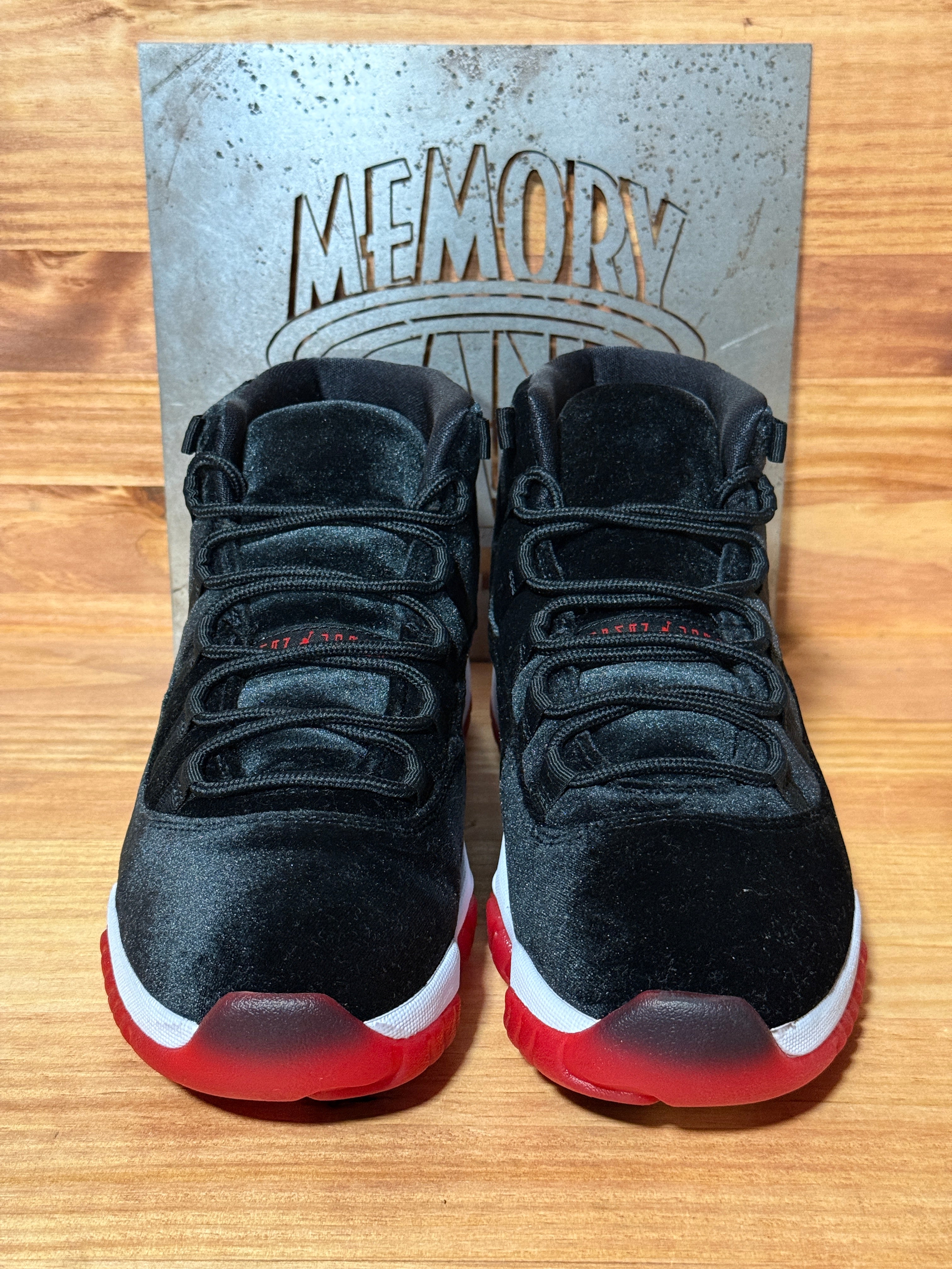 Jordan 11 Retro Bred Velvet (Women's)