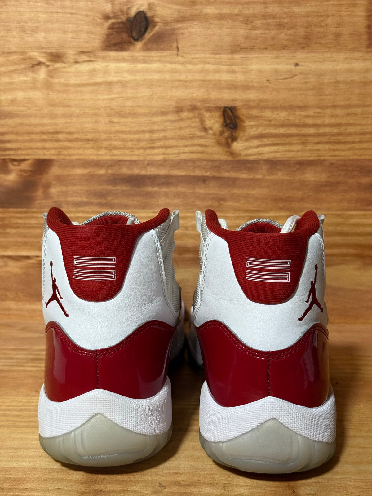 Jordan 11 Retro Cherry (2022)