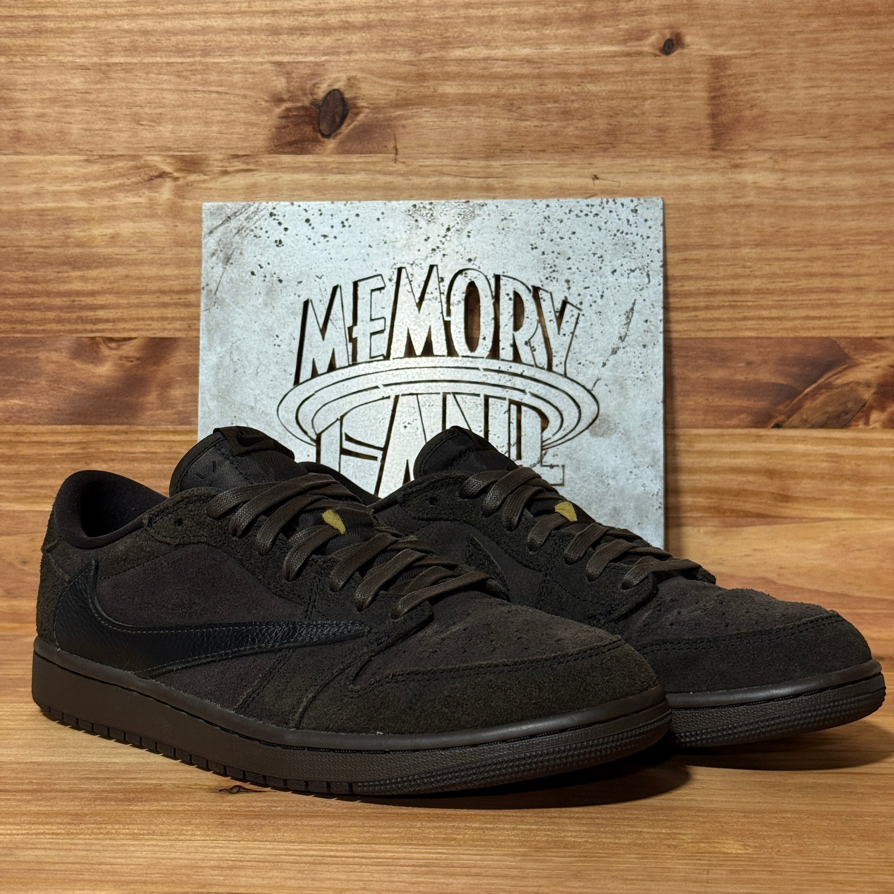 Jordan 1 Retro Low OG SP Travis Scott Velvet Brown