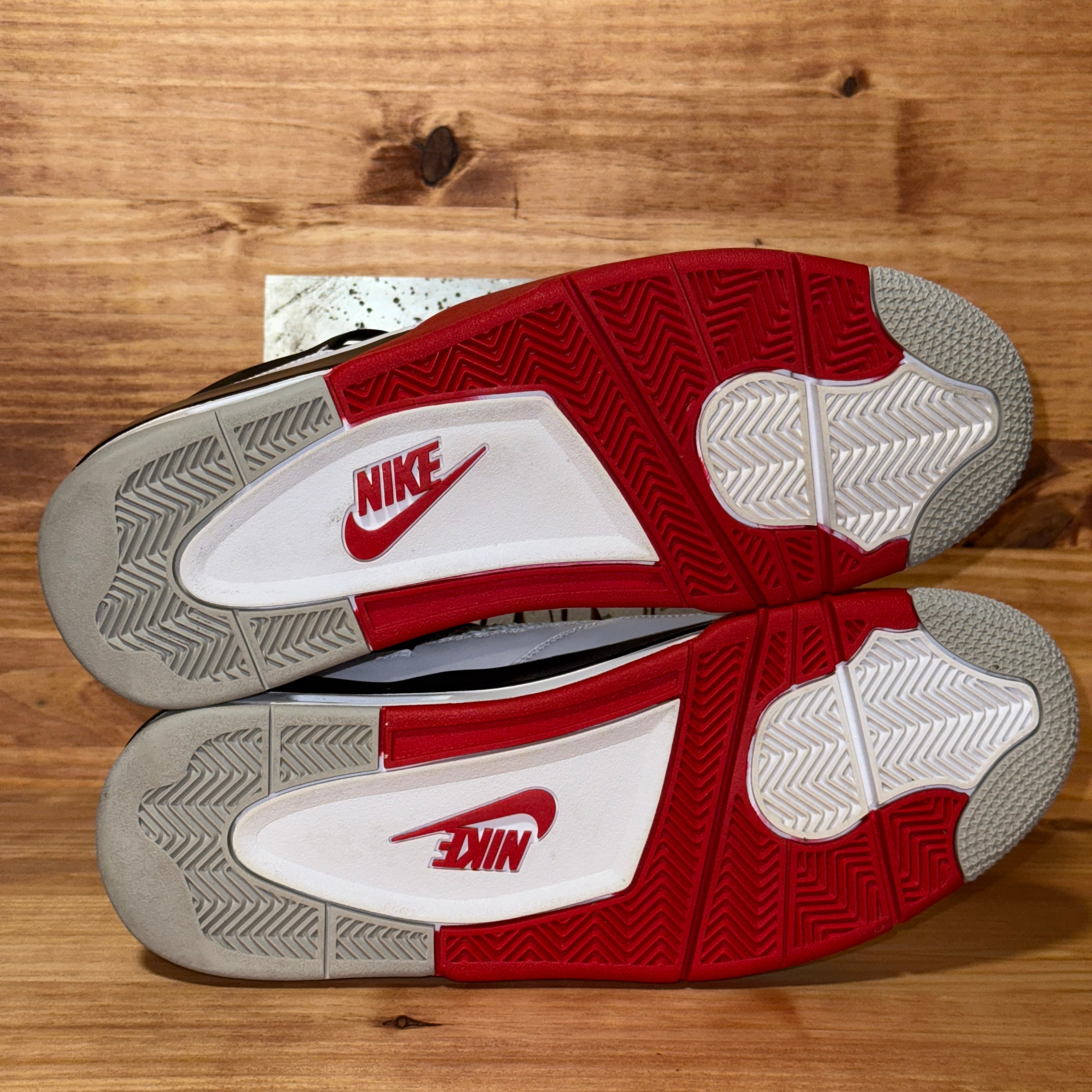 Jordan 4 Retro Fire Red (2020)