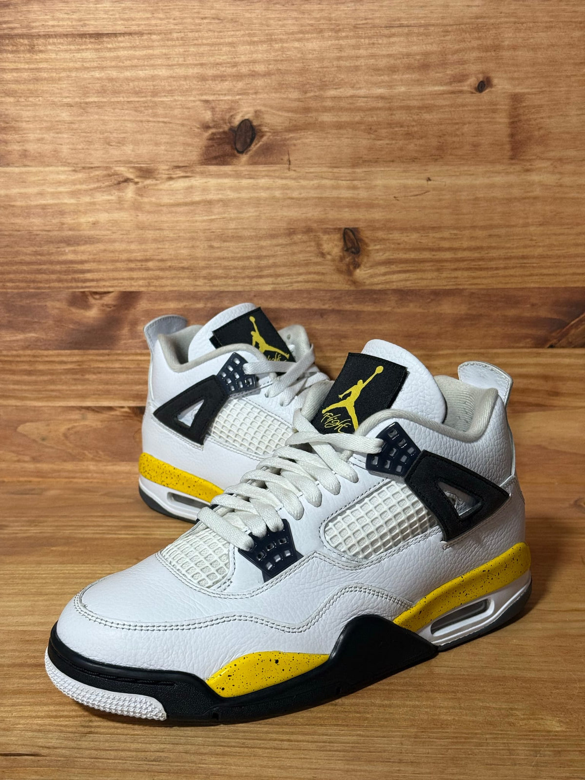 Jordan 4 Retro Rare Air Tour Yellow (2026) Size 8.5