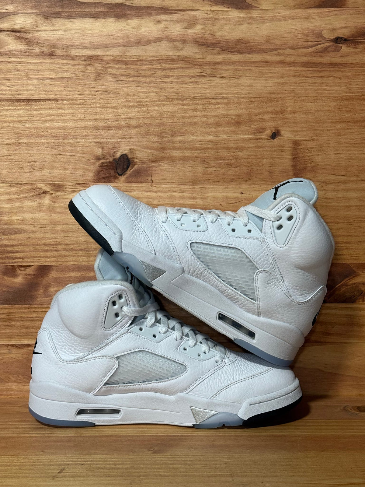 Jordan 5 Retro White Metallic (2026)
