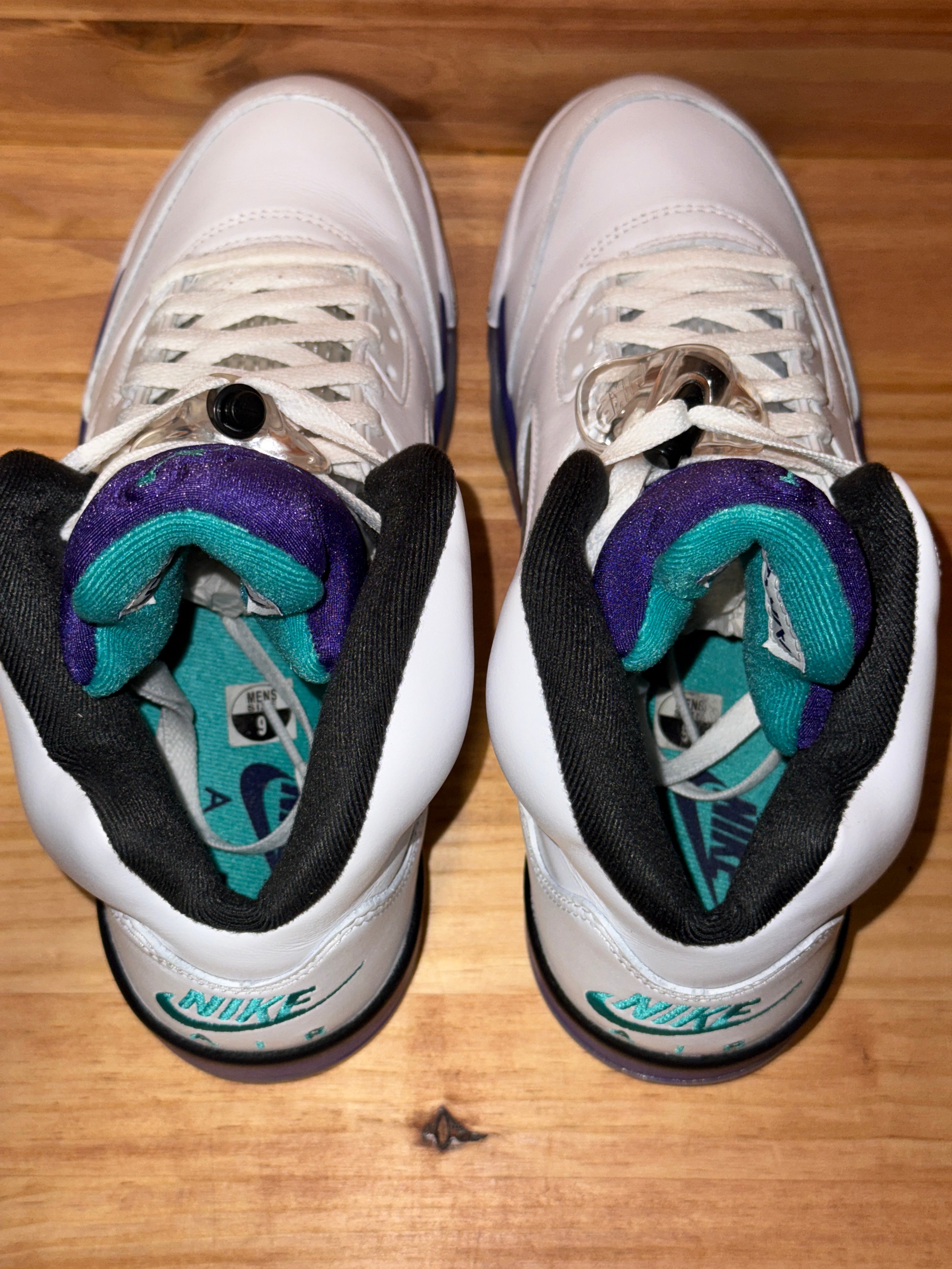 Jordan 5 Retro Grape (2025)