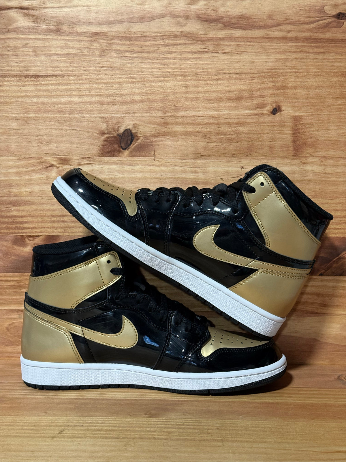 Jordan 1 Retro High NRG Patent Gold Toe