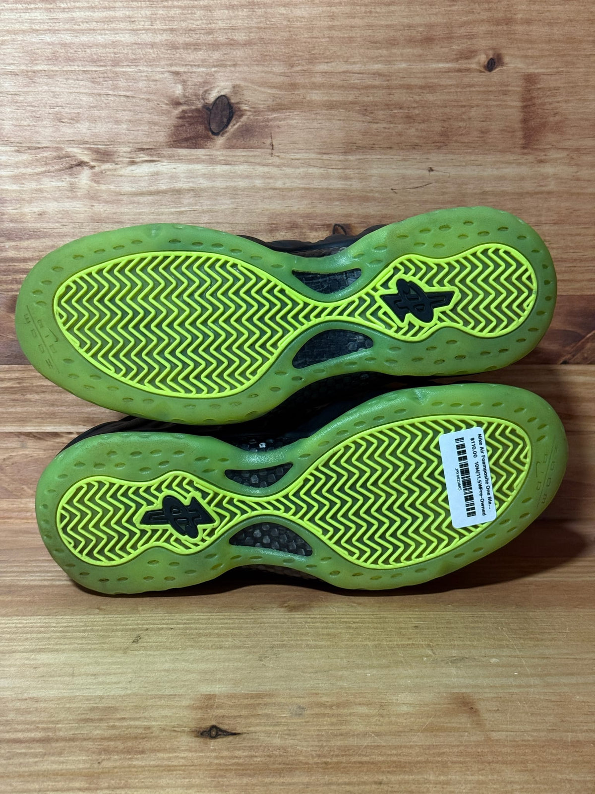 Nike Air Foamposite One Black Volt