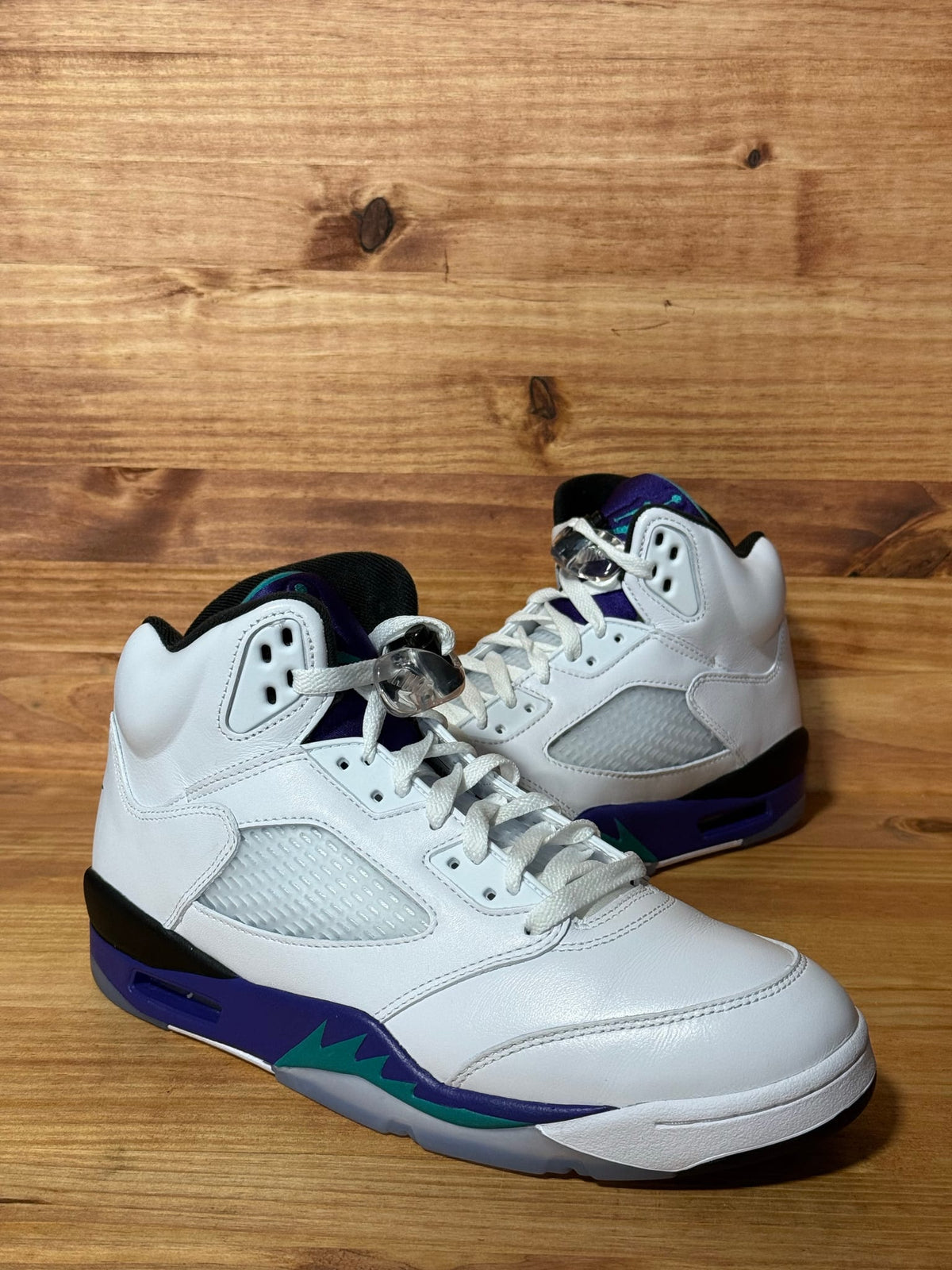 Jordan 5 Retro Grape (2025) - Size 9.5