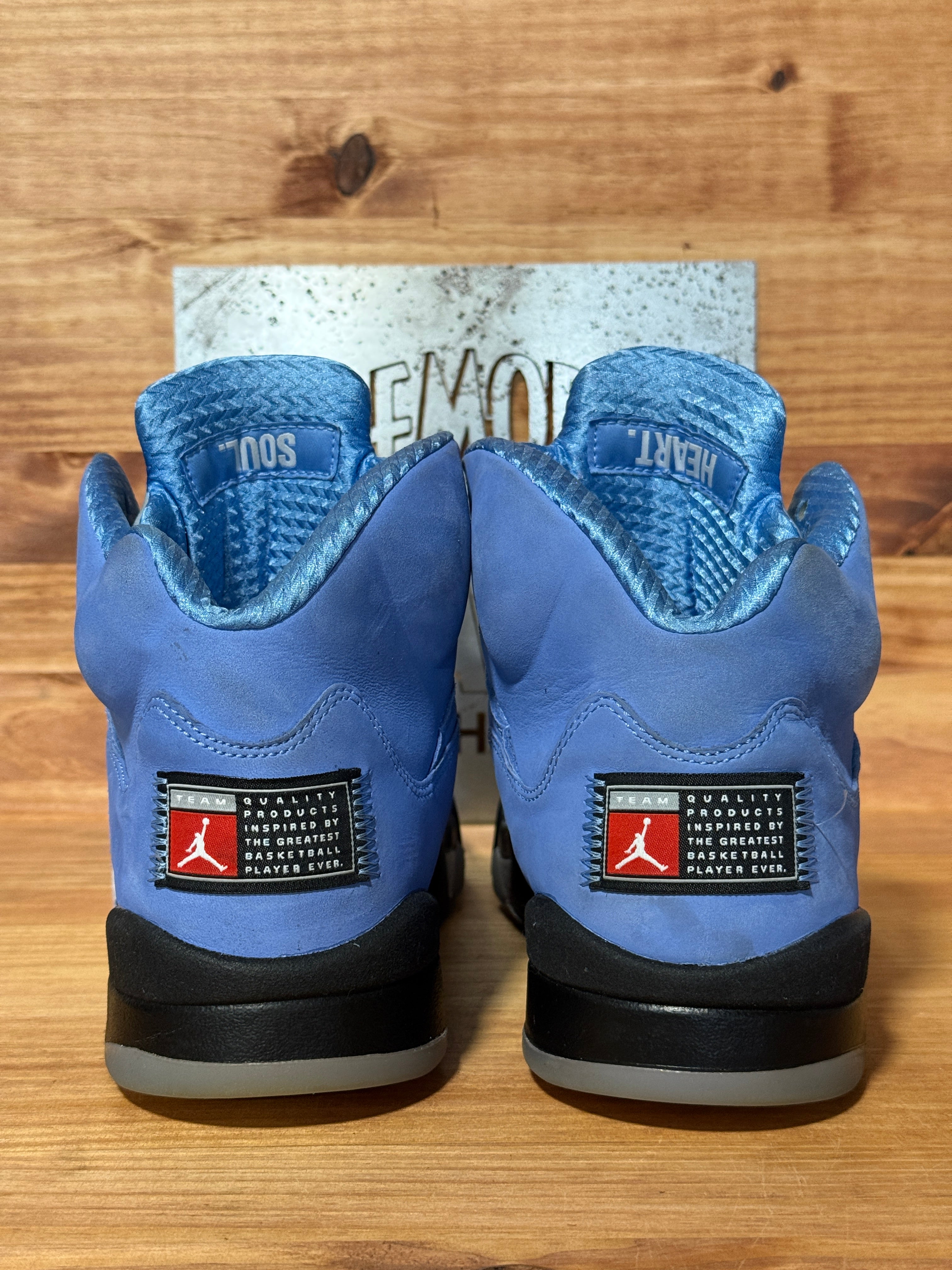 Jordan 5 Retro UNC University Blue