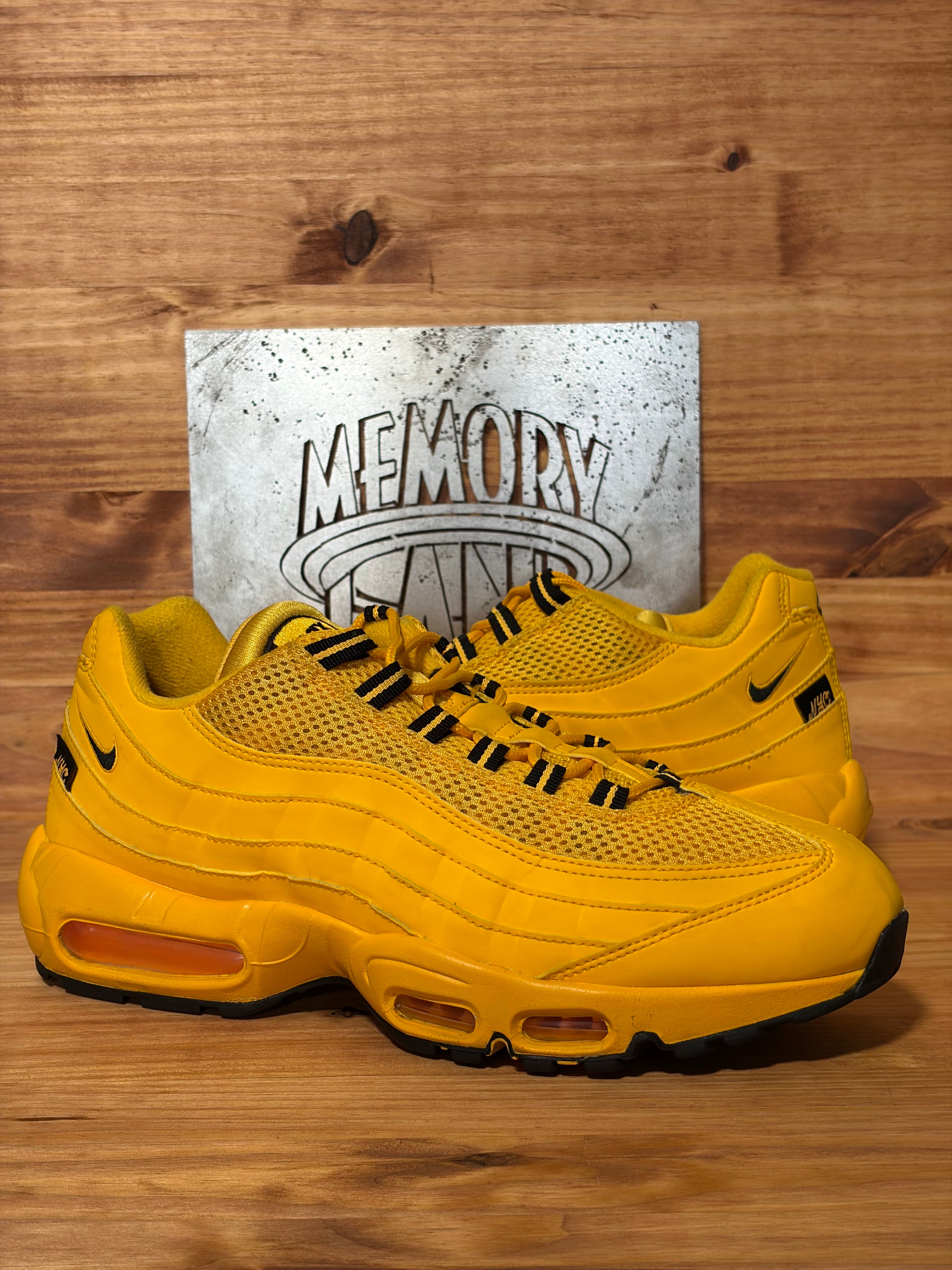 Nike Air Max 95 NYC Taxi