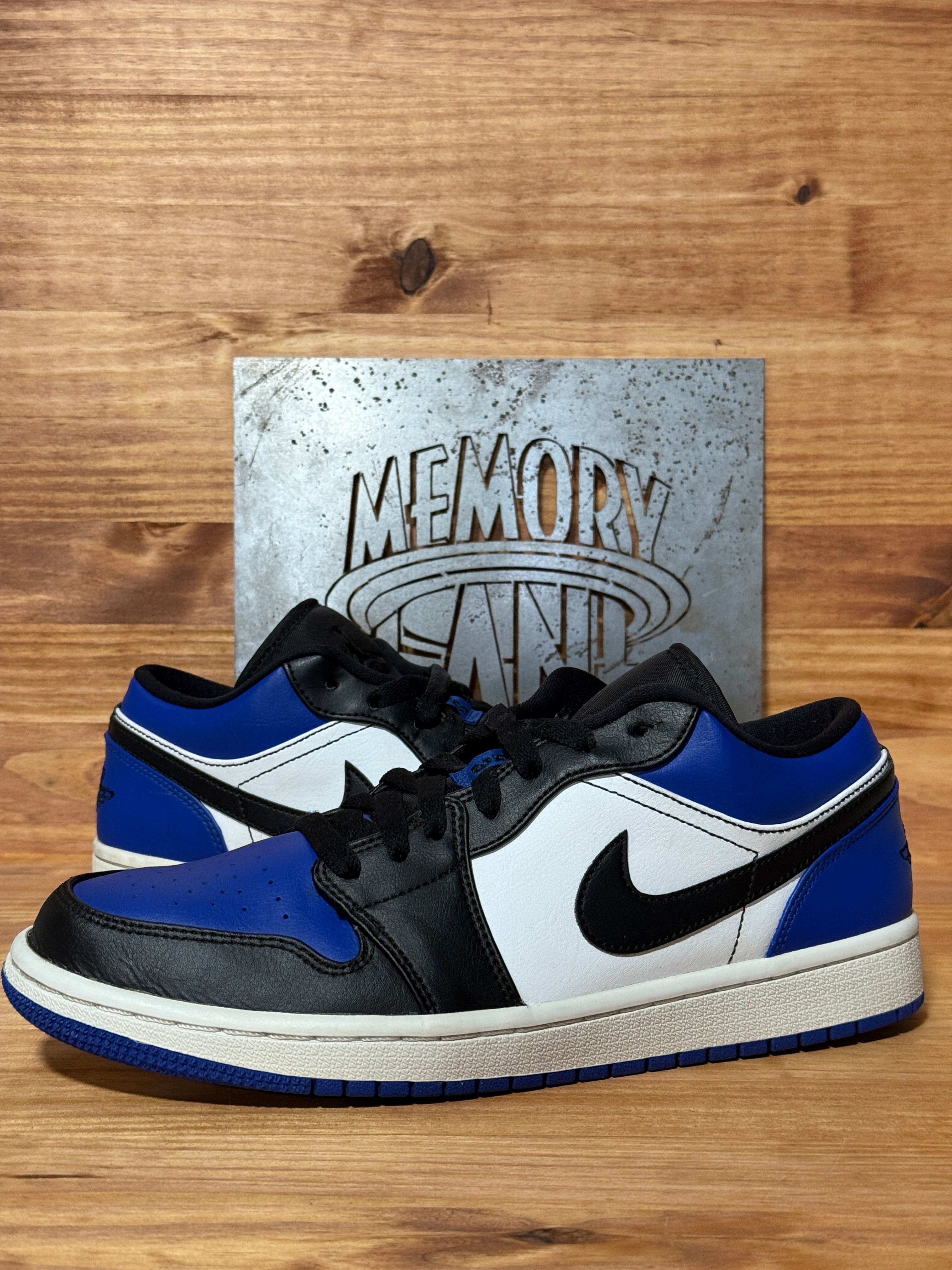 Jordan 1 Low Royal Toe