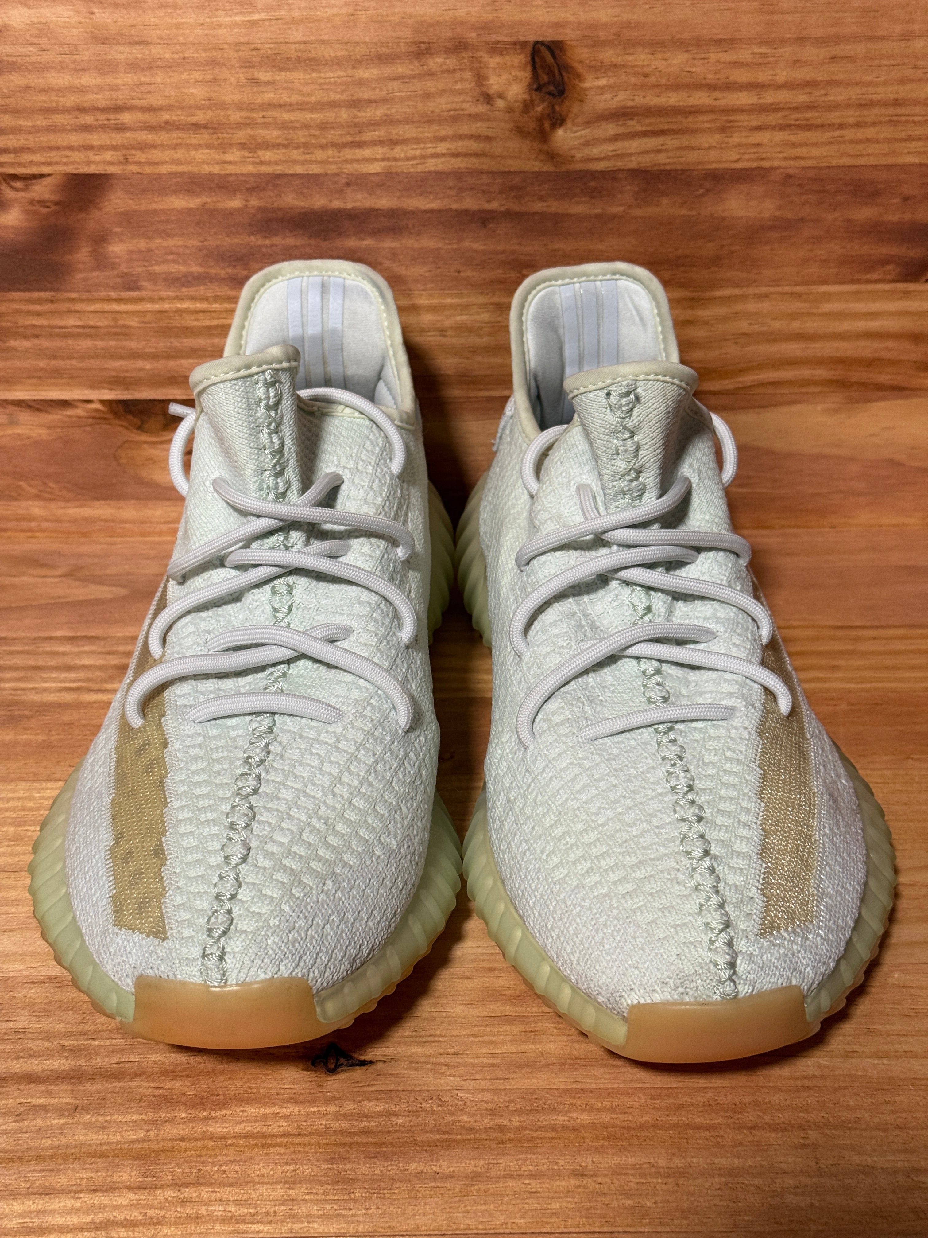adidas Yeezy Boost 350 V2 Hyperspace