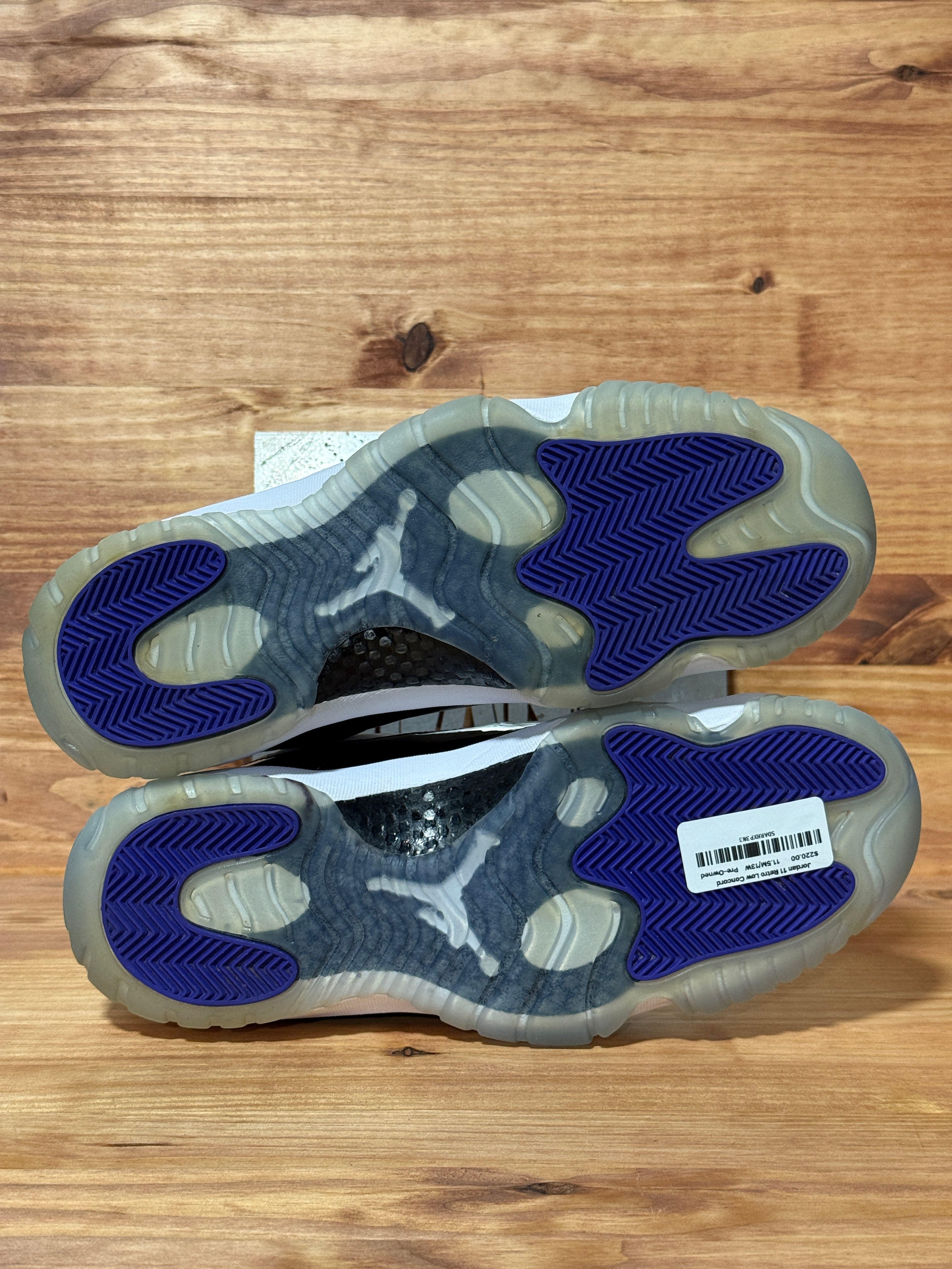 Jordan 11 Retro Low Concord