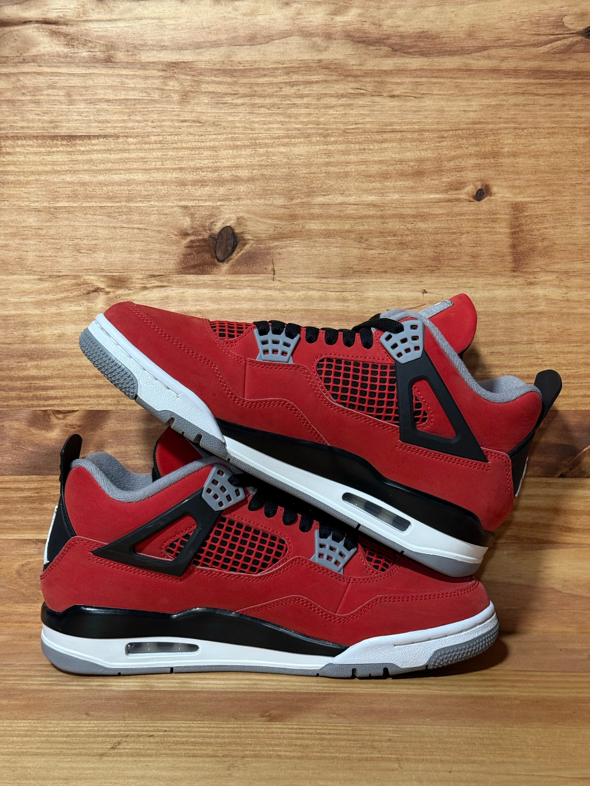 Jordan 4 Retro Toro Bravo (2026)