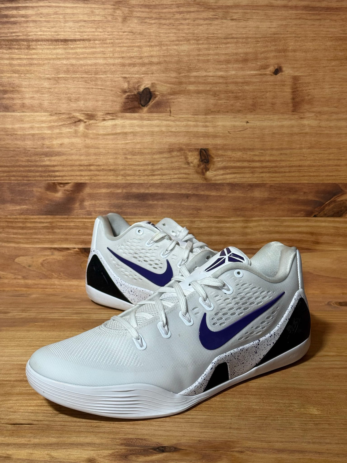Nike Kobe 9 Elite Low EM Protro White Court Purple - Size 11