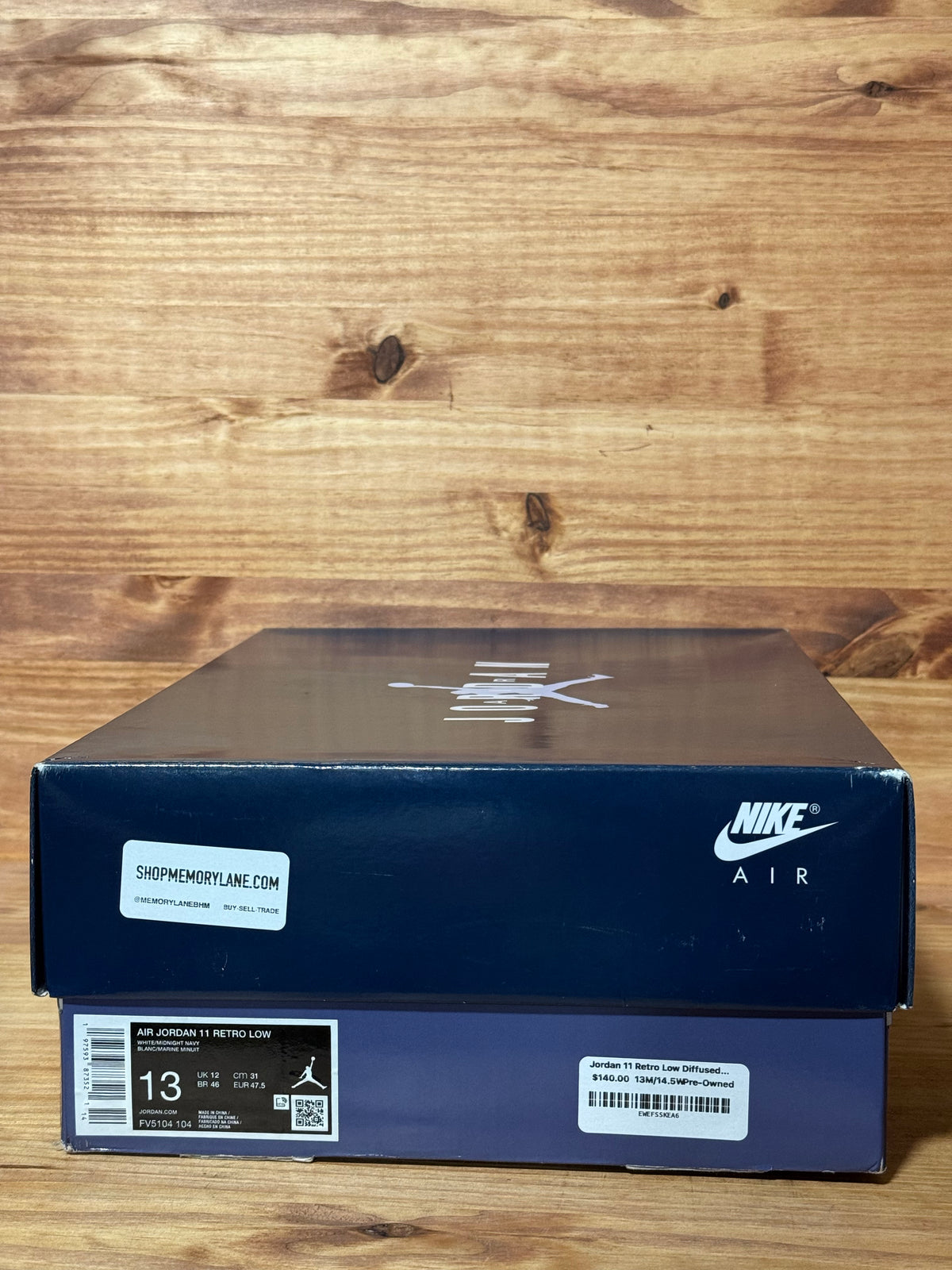 Jordan 11 Retro Low Diffused Blue