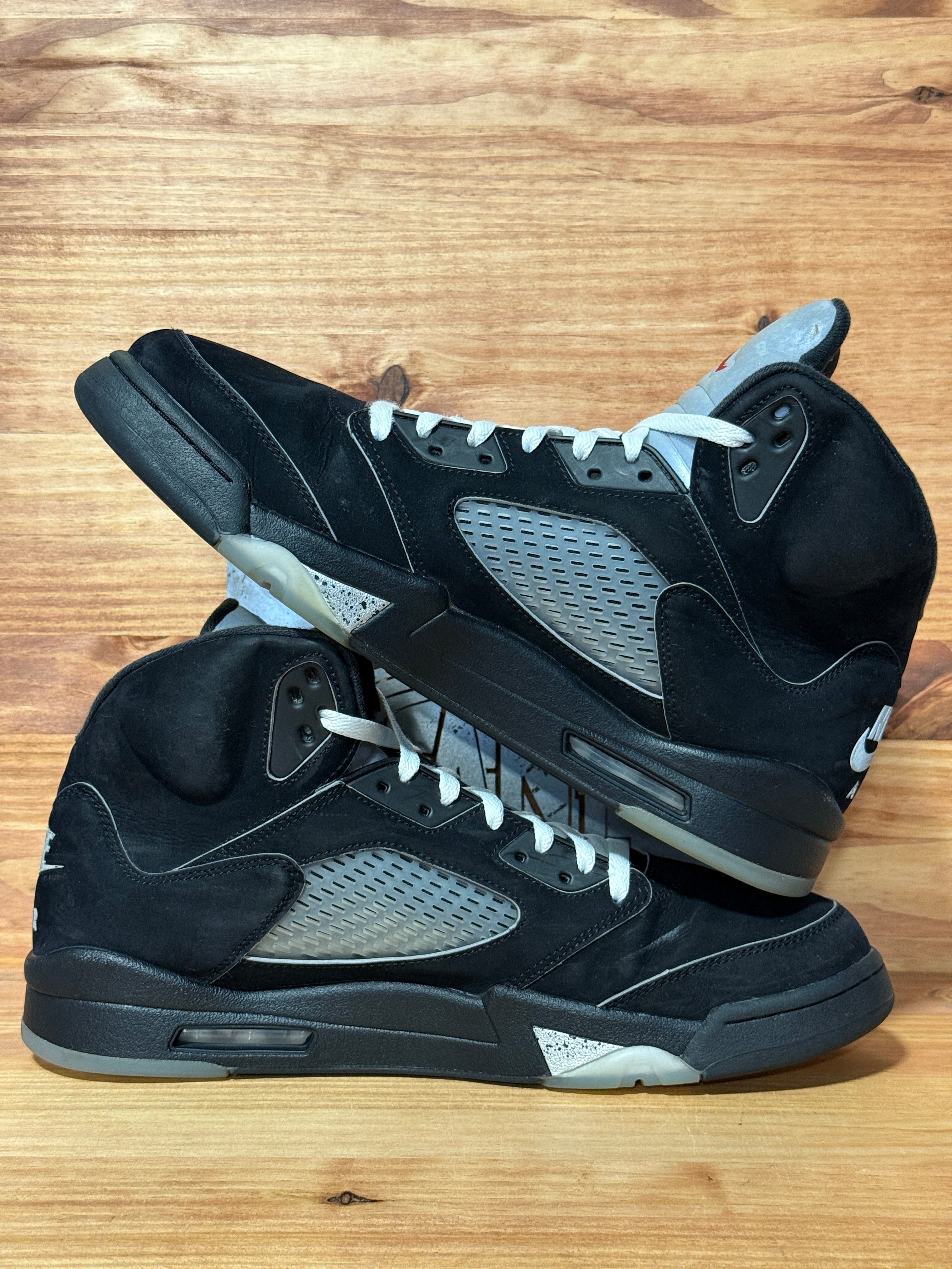 Jordan 5 Retro OG Black Metallic Reimagined