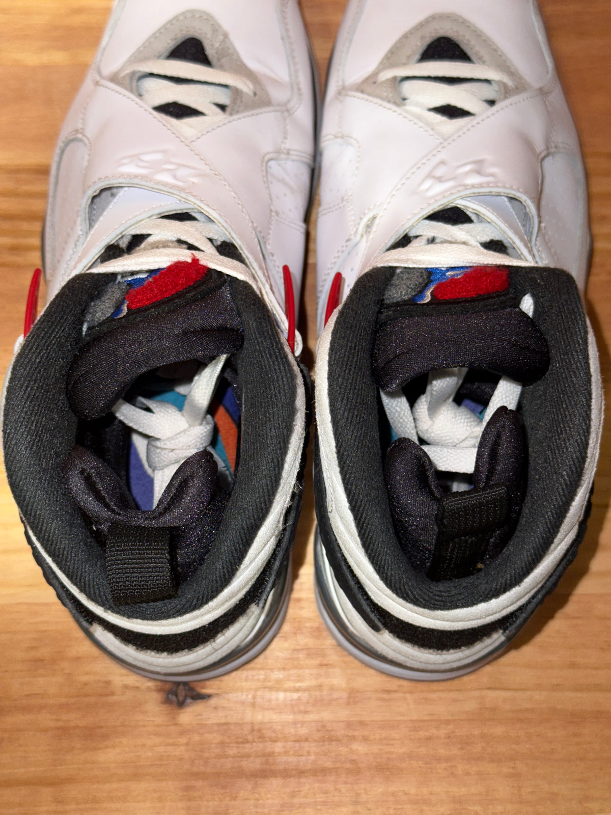 Jordan 8 Retro White True Red (2025)