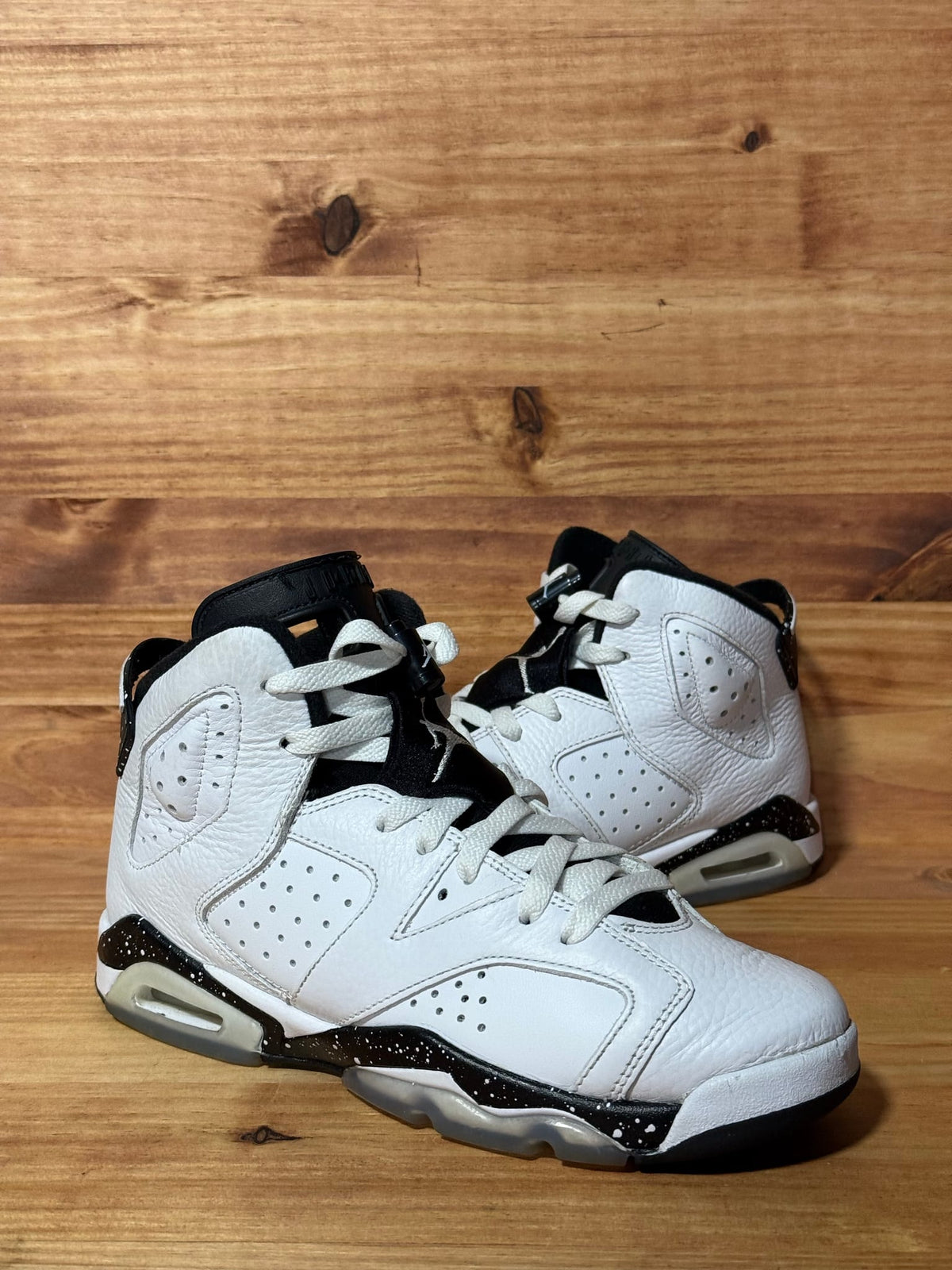 Jordan 6 Retro Reverse Oreo (GS) - Size 6Y
