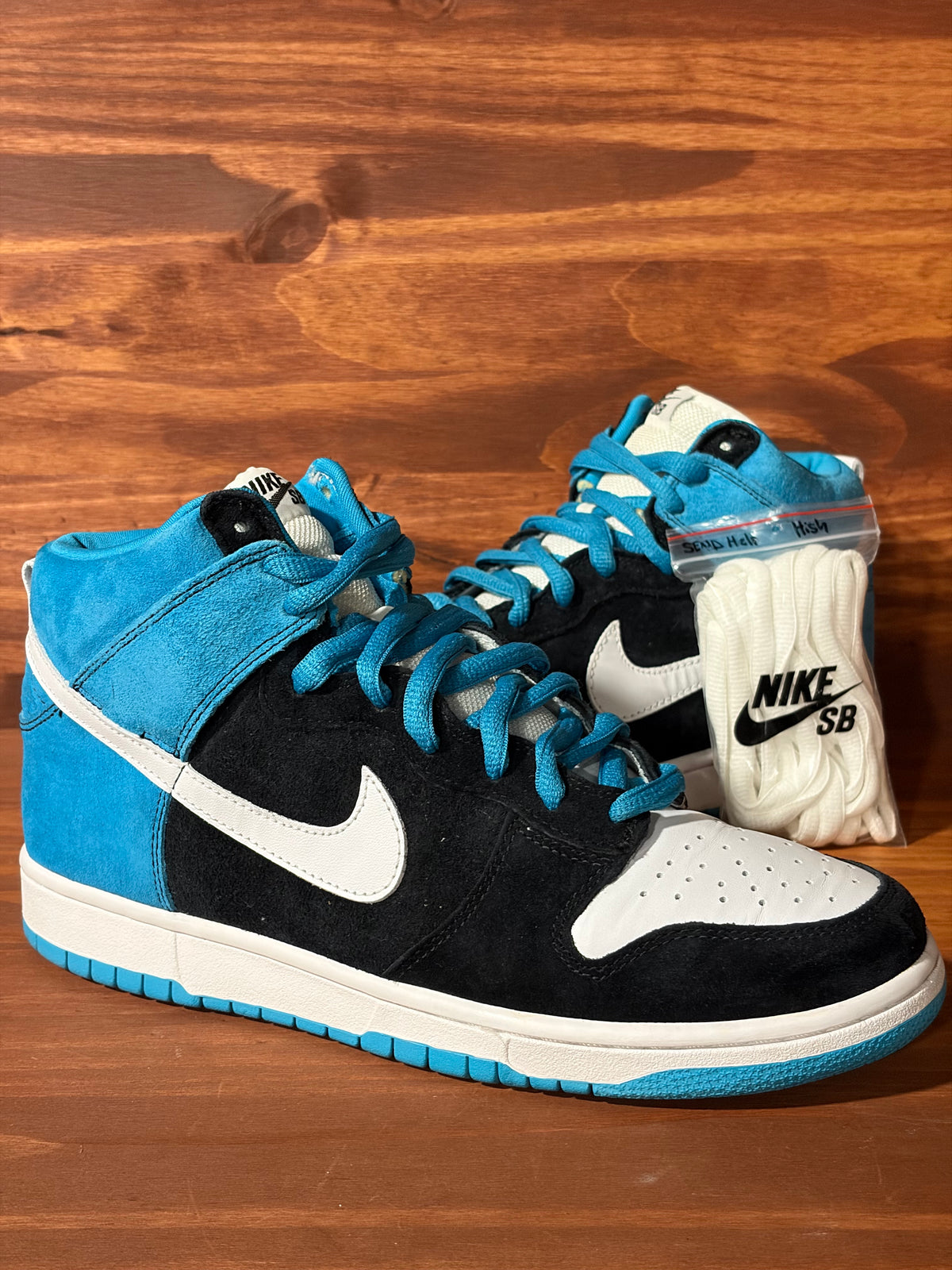 Nike SB Dunk High Send Help