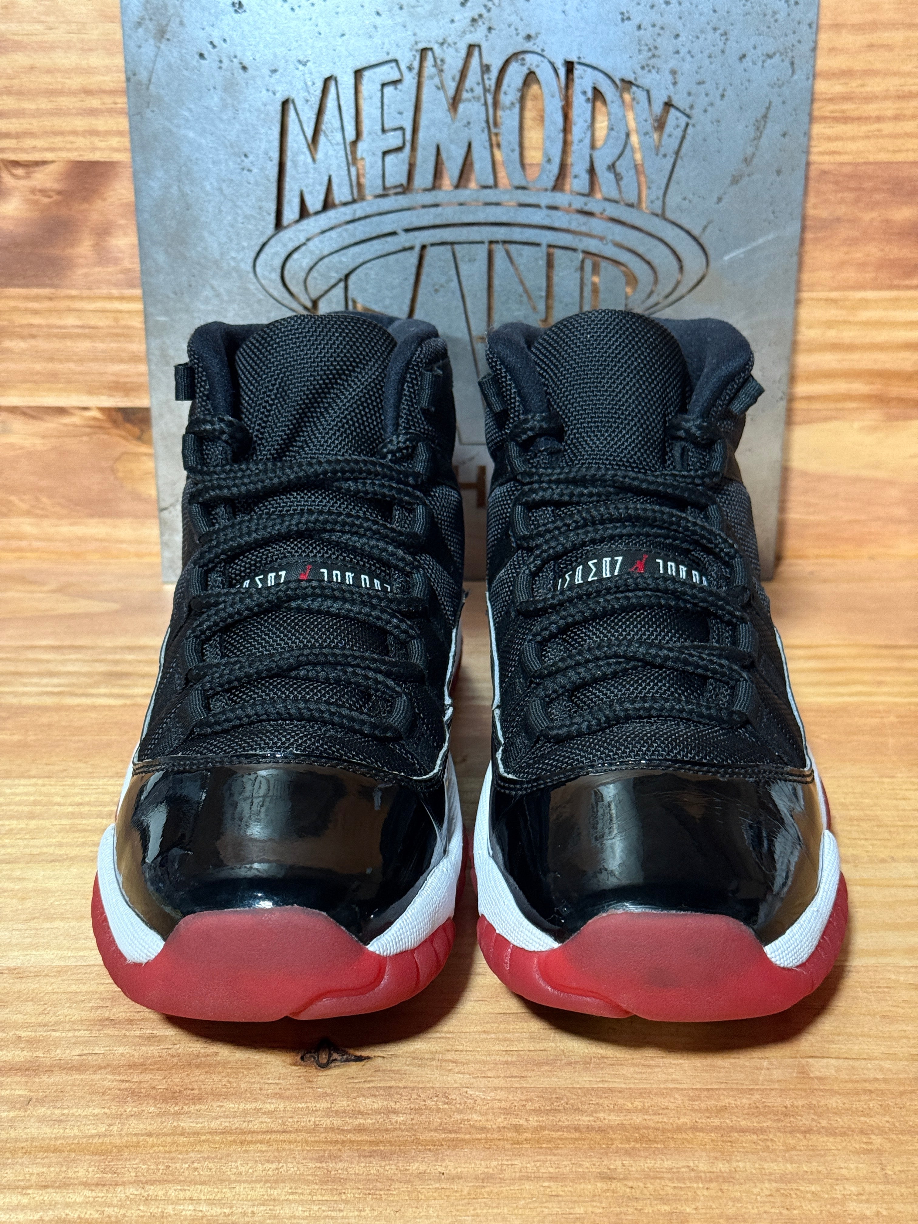 Jordan 11 Retro Playoffs Bred (2019) (GS)