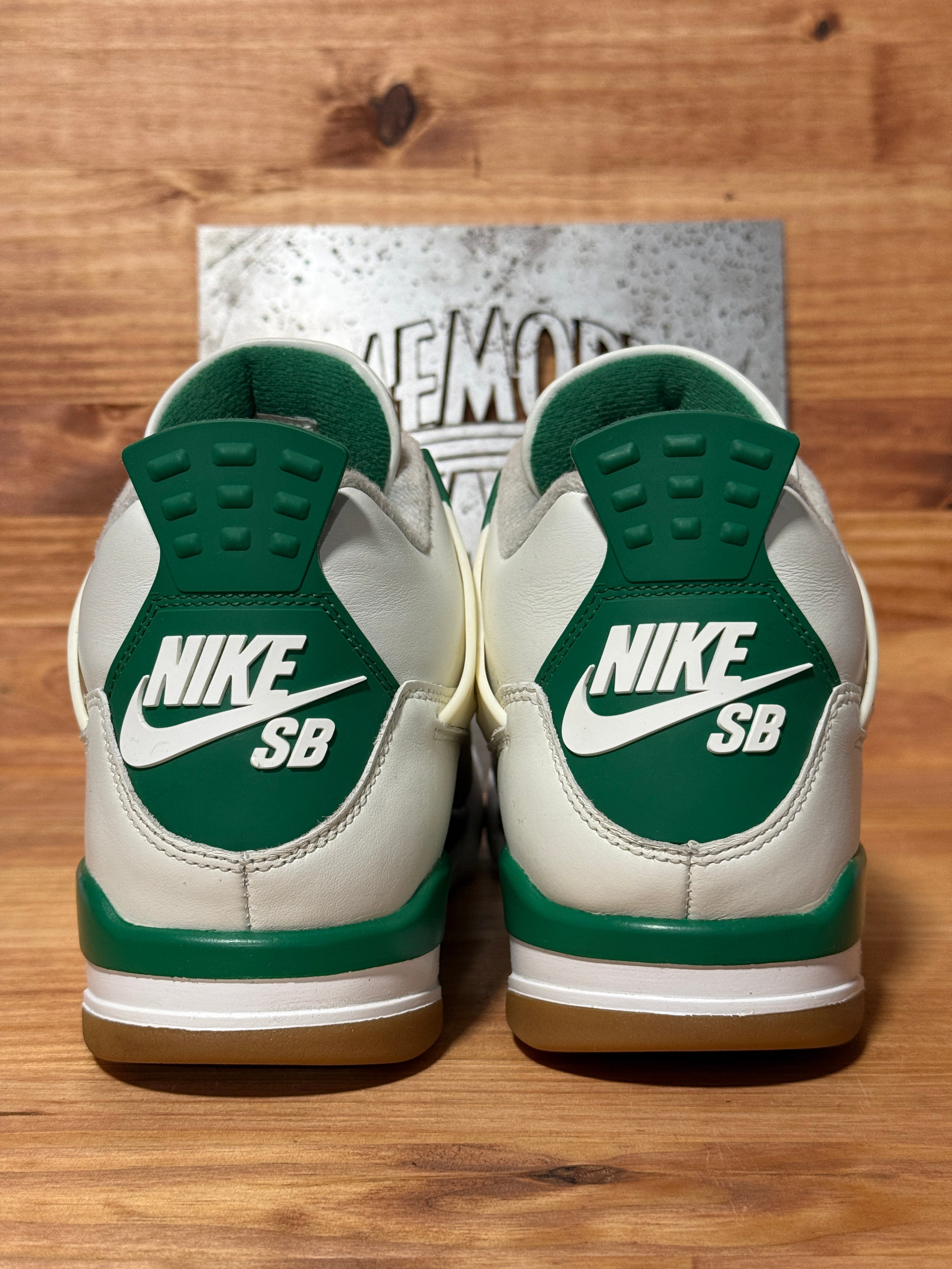 Jordan 4 Retro SB Pine Green