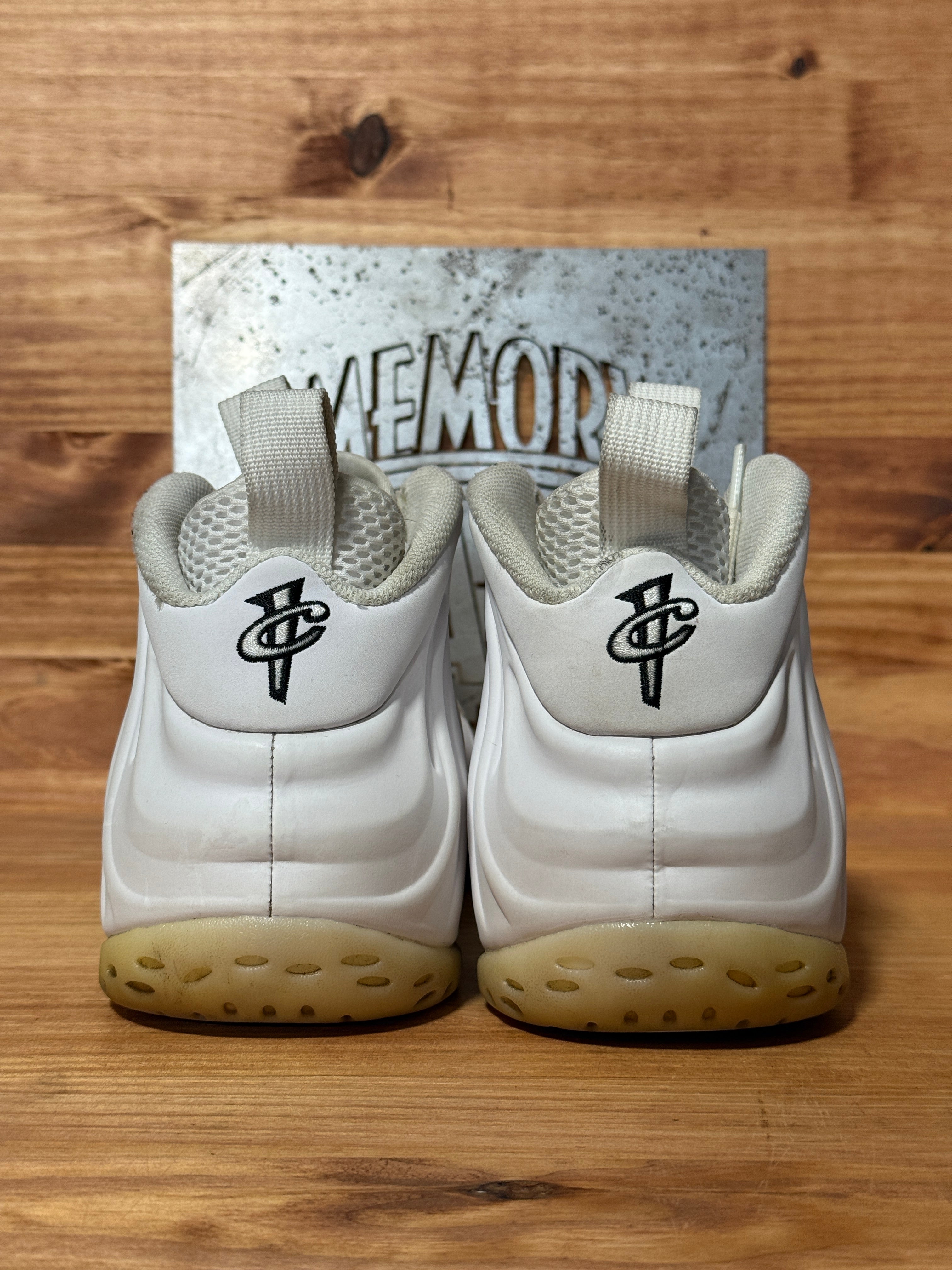 Nike Air Foamposite One Triple White