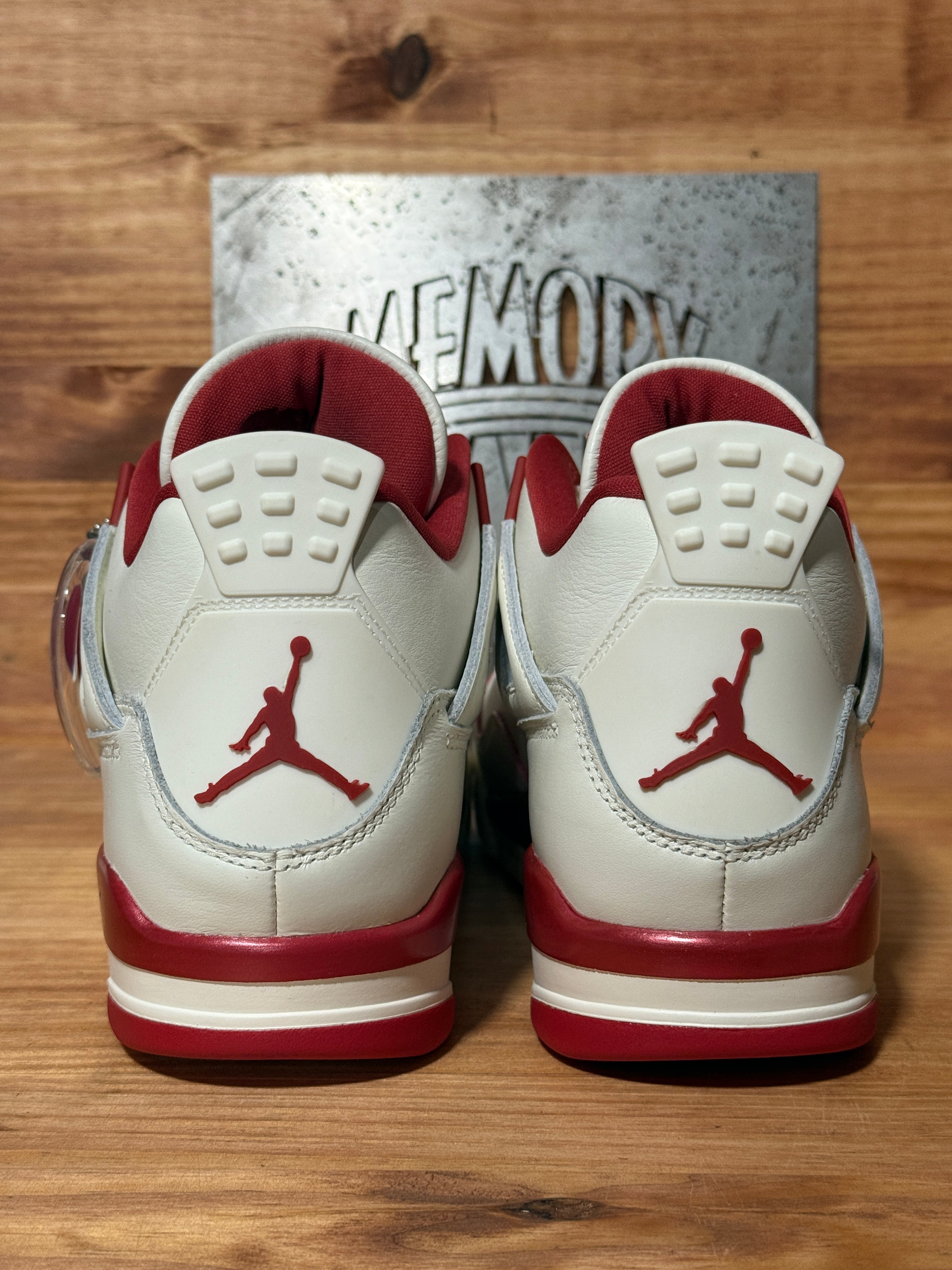 Jordan 4 Retro Valentine's Day Sierra Red (Women's)