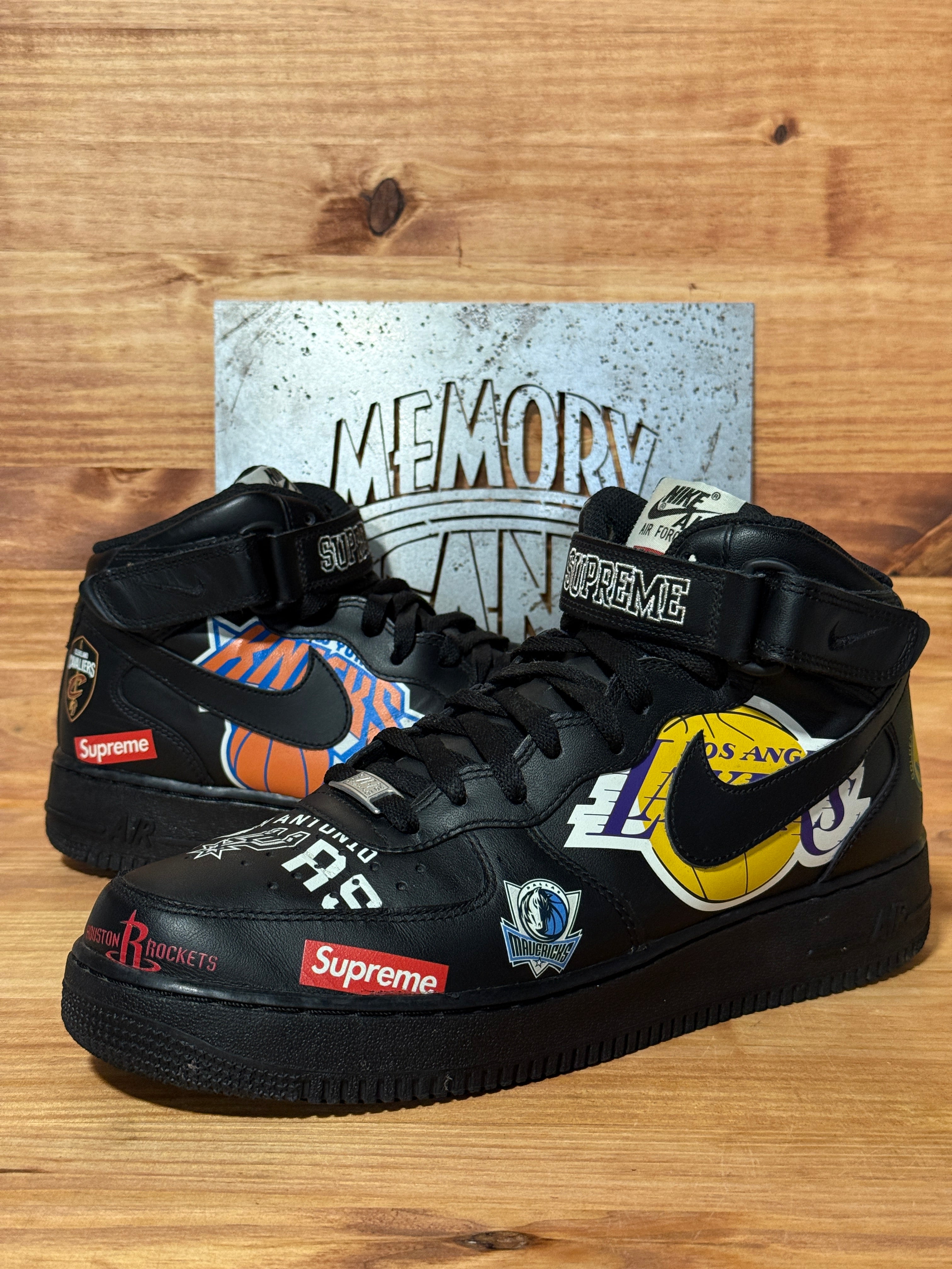 Nike Air Force 1 Mid Supreme NBA Black