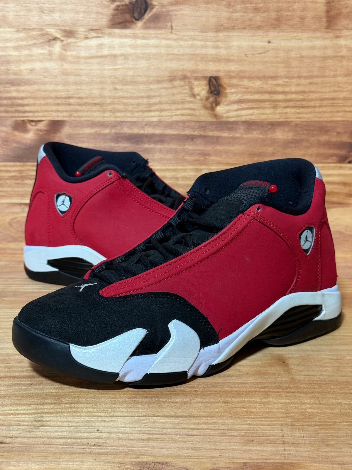 Jordan 14 Retro Gym Red Toro