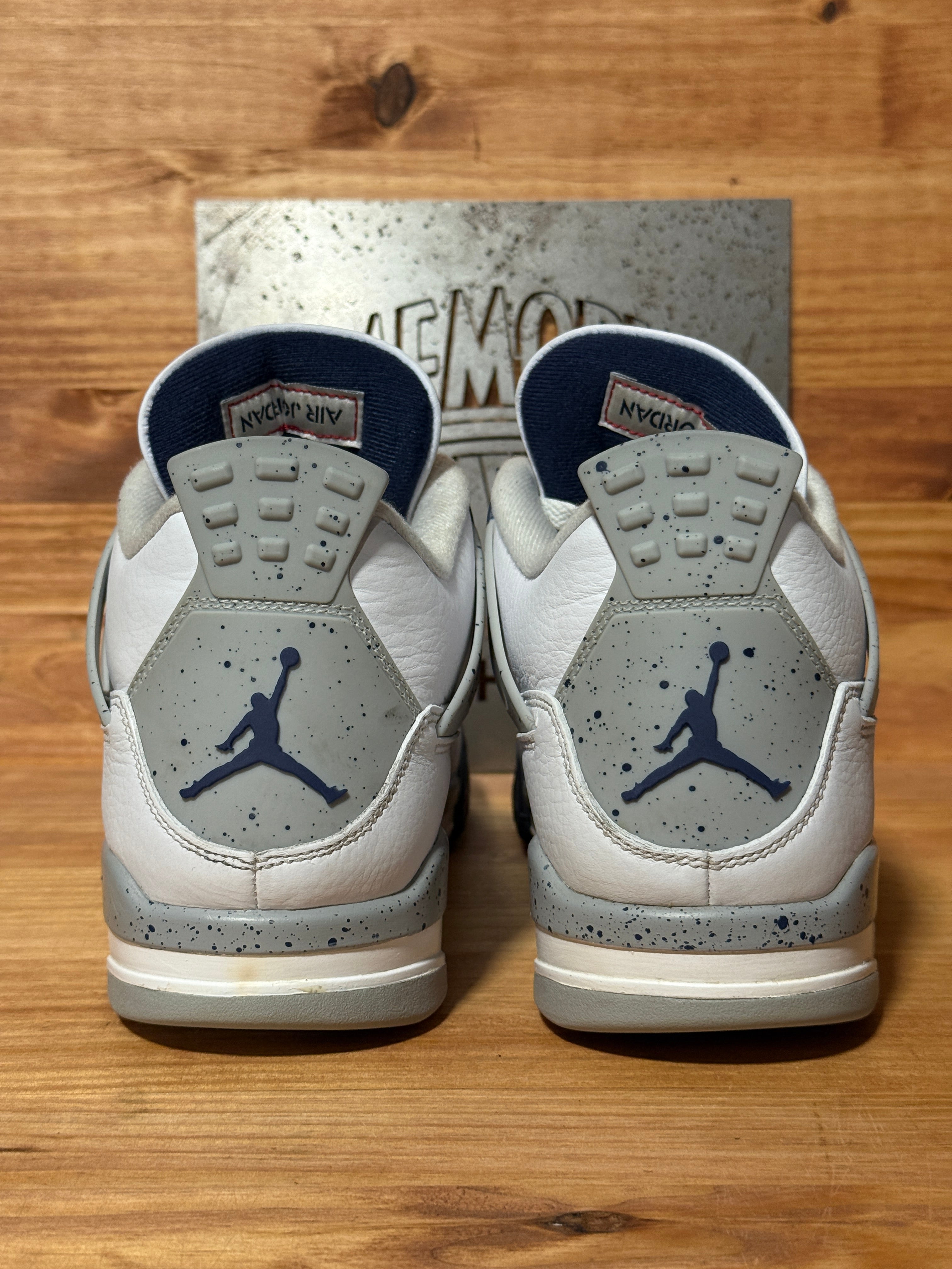 Jordan 4 Retro Midnight Navy