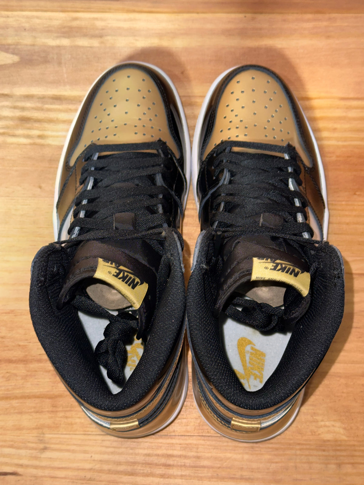Jordan 1 Retro High NRG Patent Gold Toe