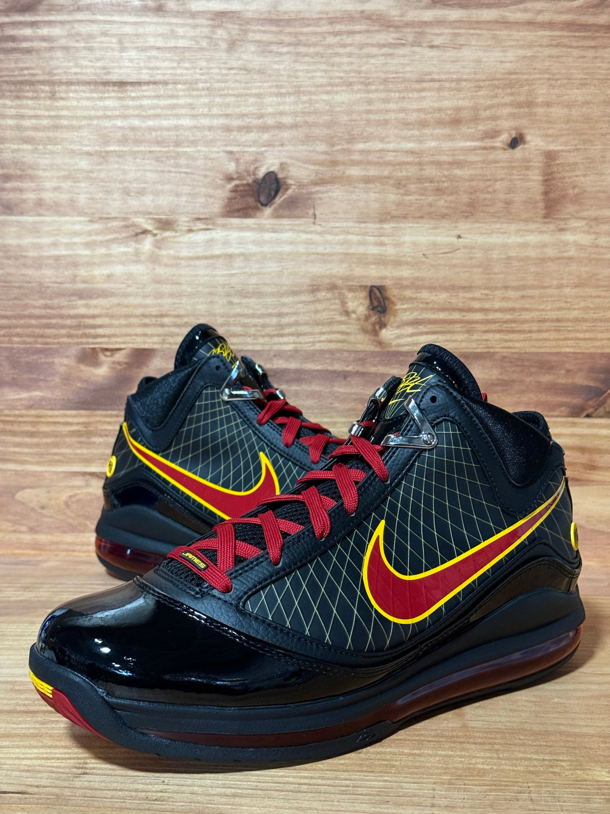 Nike LeBron 7 Fairfax Away (2020)