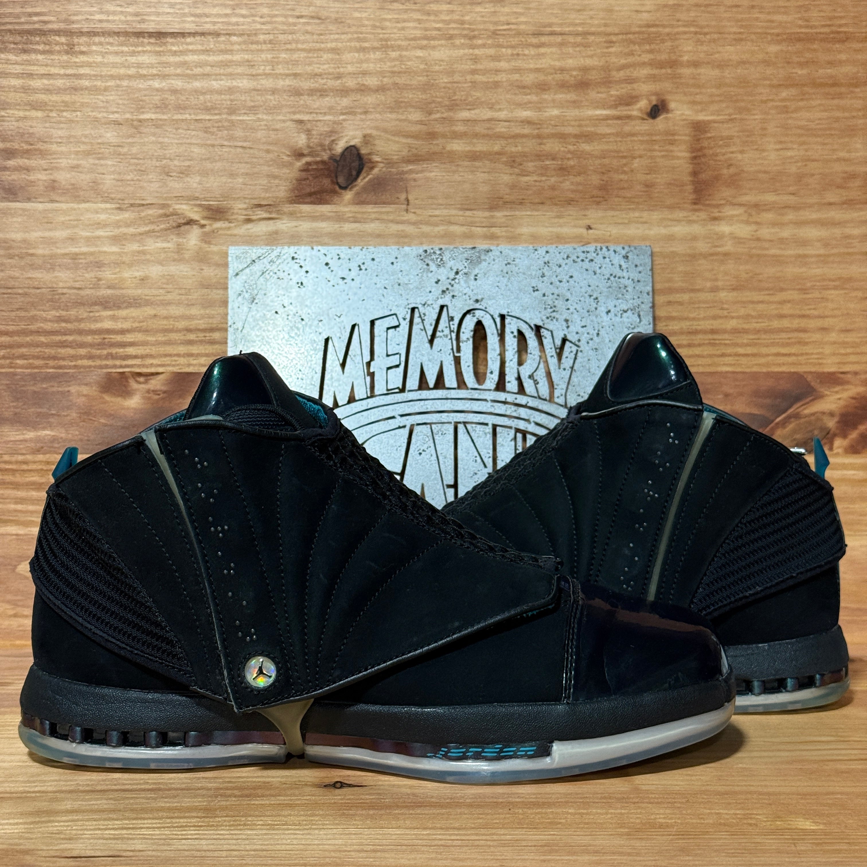 Jordan 16 Retro CEO